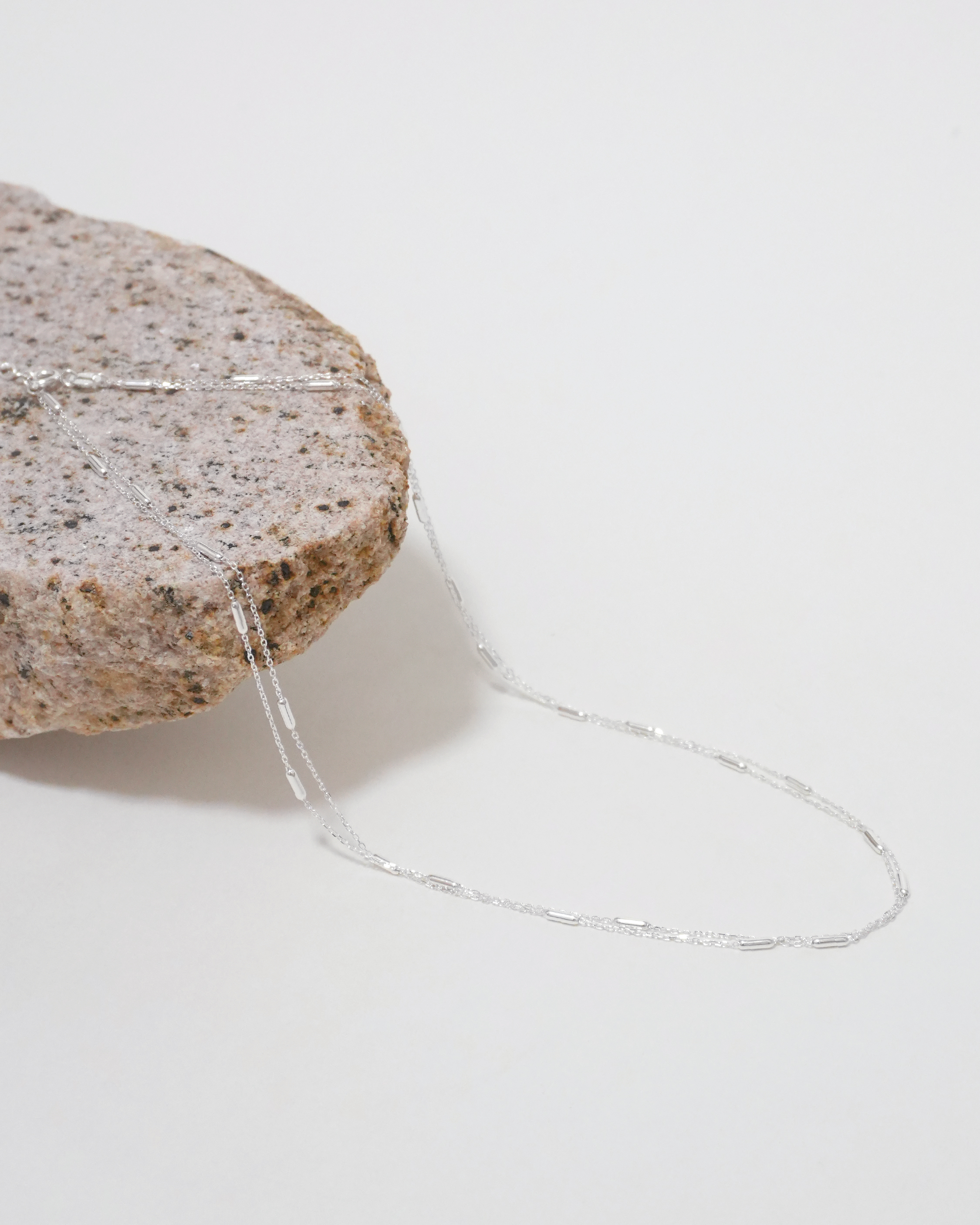 Chic Layered Bar Necklace