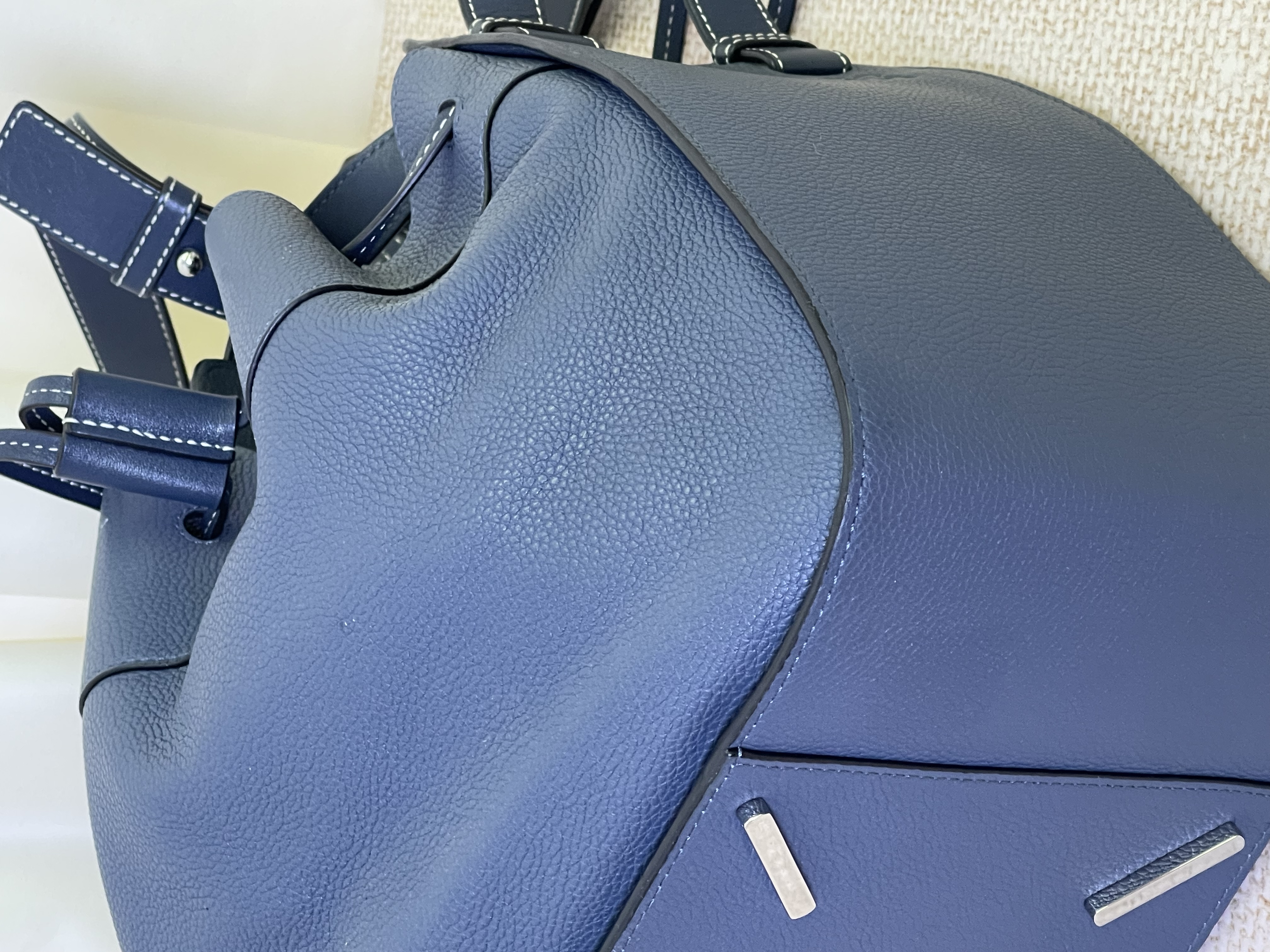 Pre owned LOEWE Hammock Mini / Product Code: 26031104