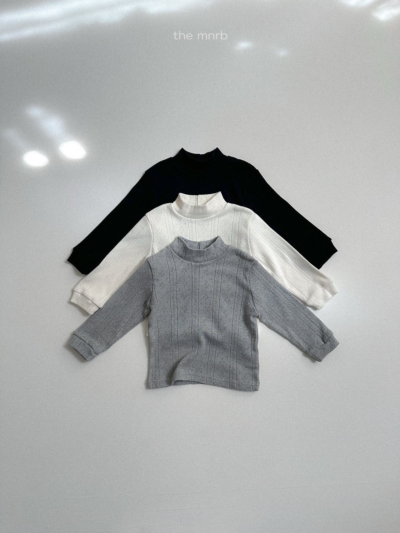 Mnirobe | eyelet turtleneck tee