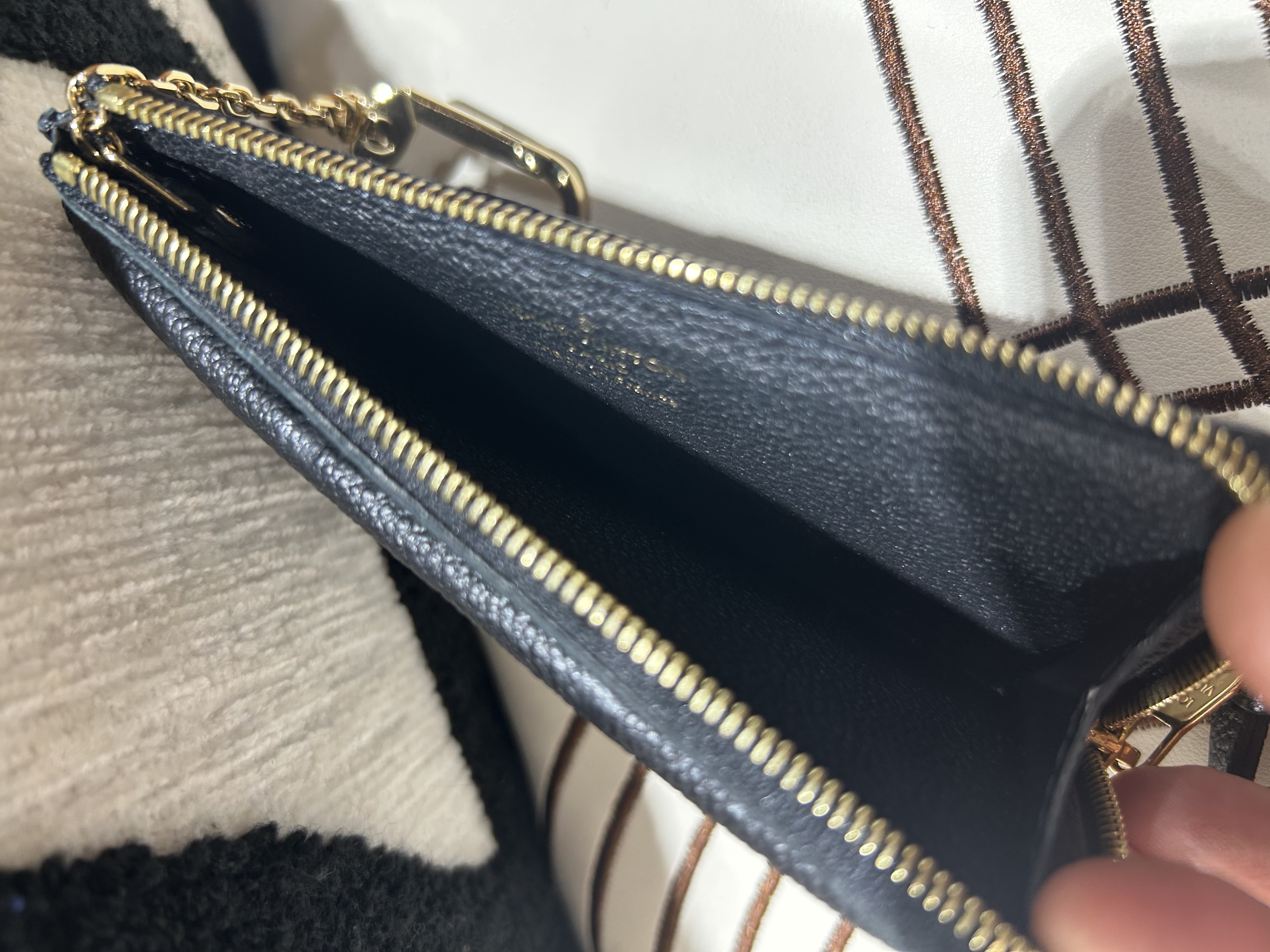 Louis Vuitton LV M69421 Recto Verso Card Holder Monogram Empreinte Wallet 100%Authentic,  98%New 
