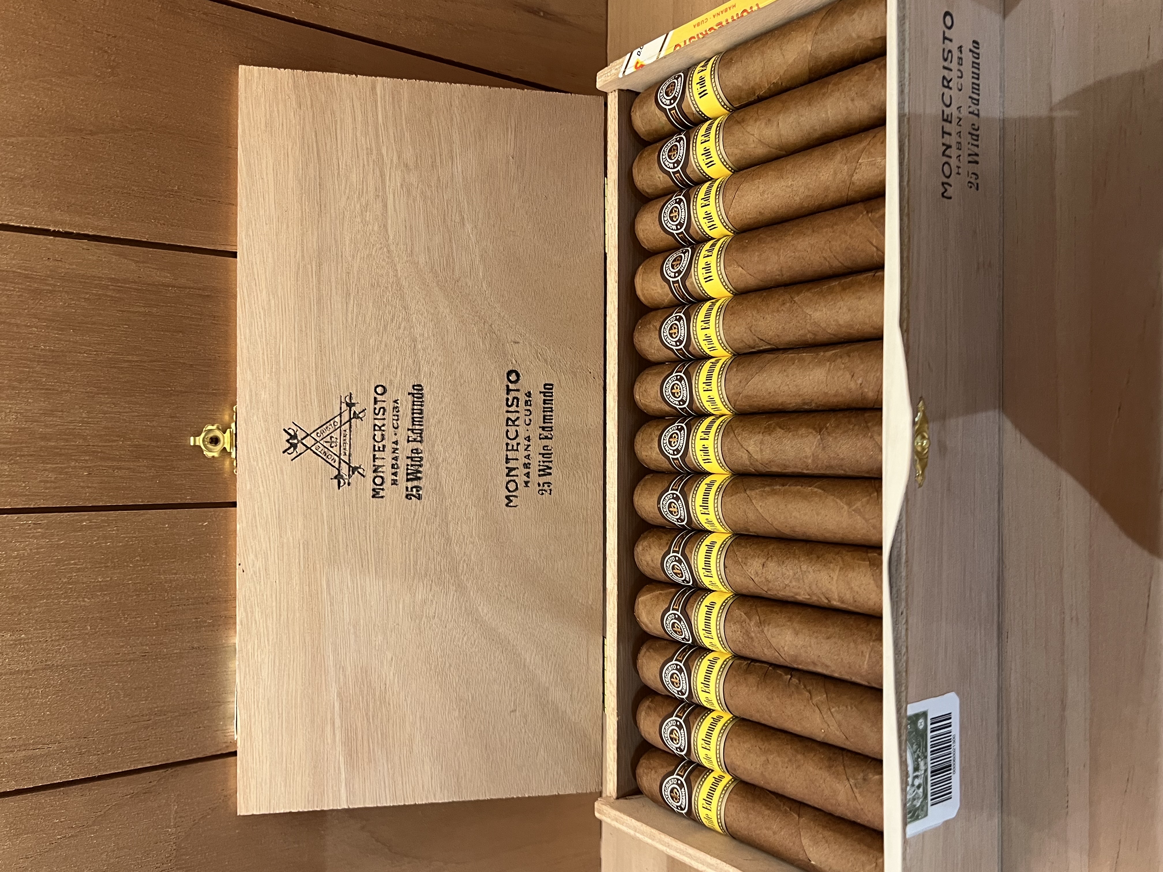 Montecristo蒙特 Wide Edmundo 寬艾蒙多 （25支） 