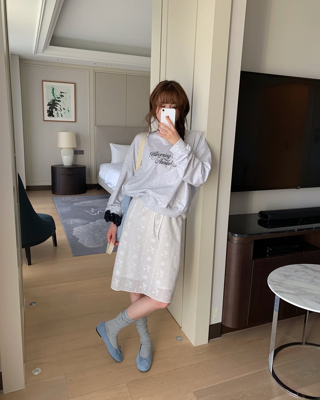 maria lace mid skirt