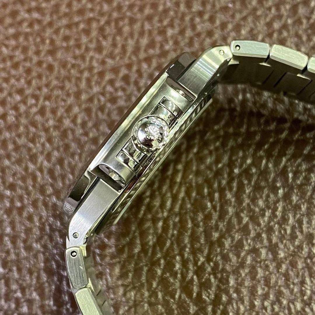 女表鹦鹉螺PP7118上市。接受预订！！ 依旧是324SC一体29钻机芯。 第一批少量上市。