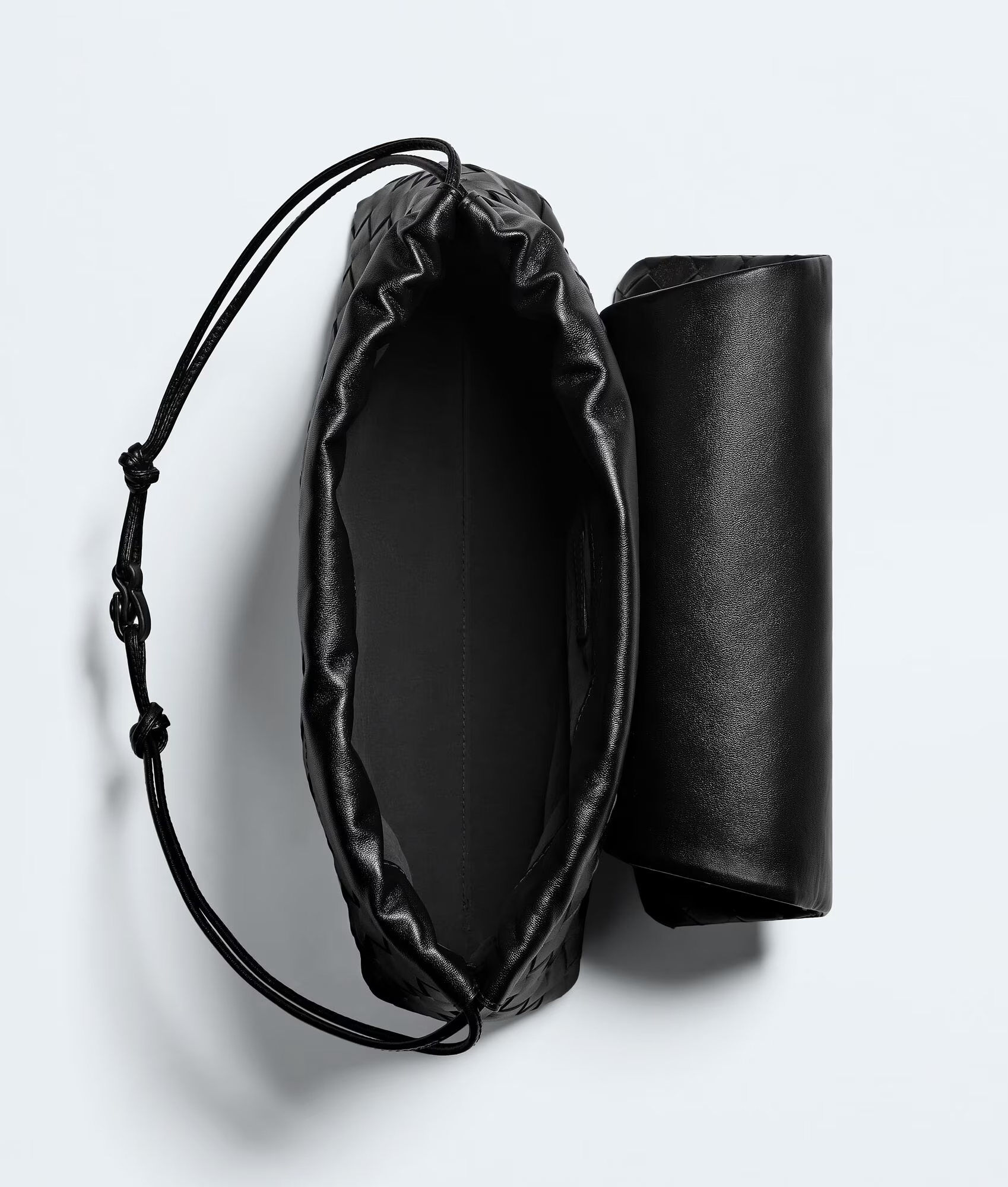 指定款式限時優惠❣️訂貨🍒BV Giorno shoulder bag  Size 33x19x8cm   Color: Black