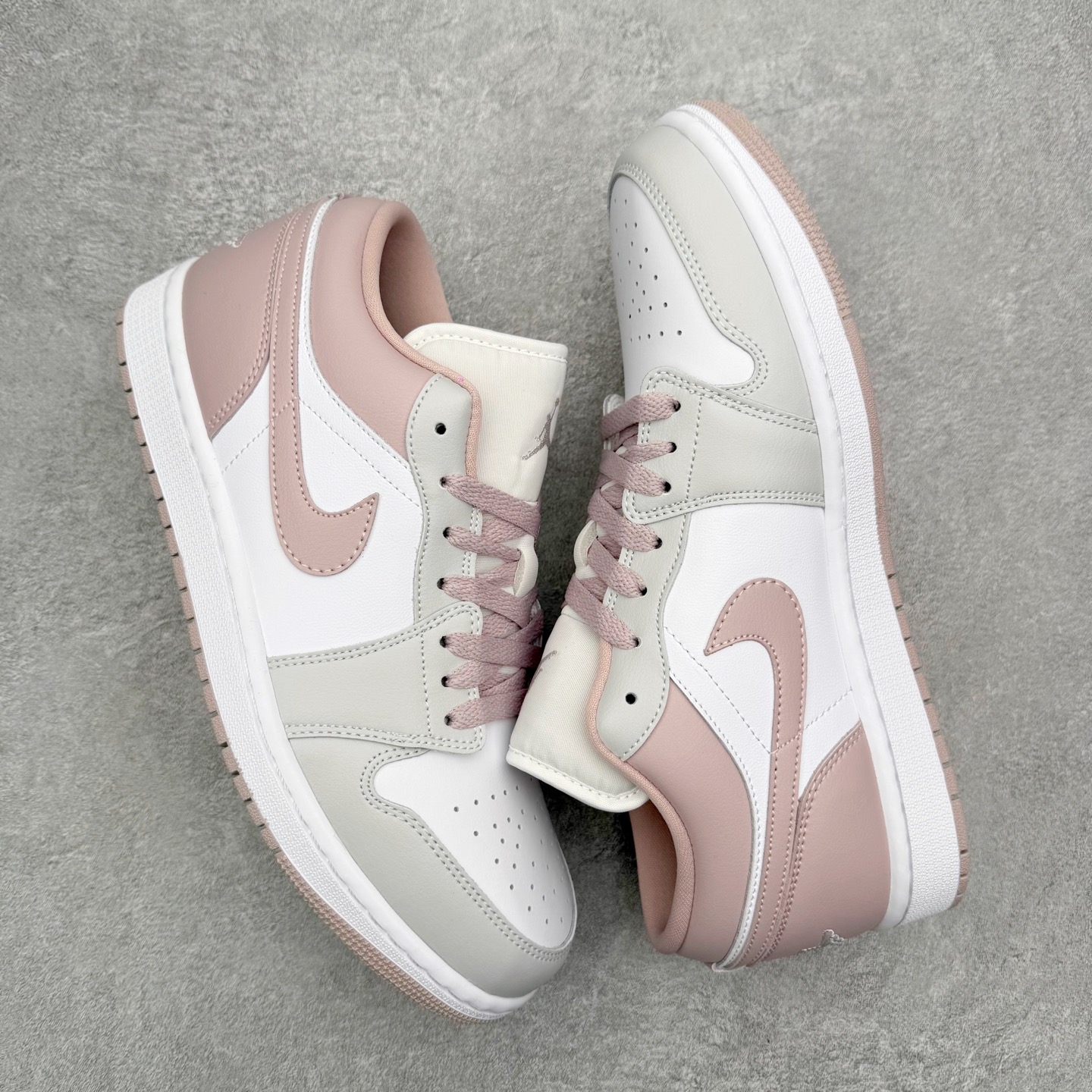 Nike Air Jordan 1 Low DC0774-606