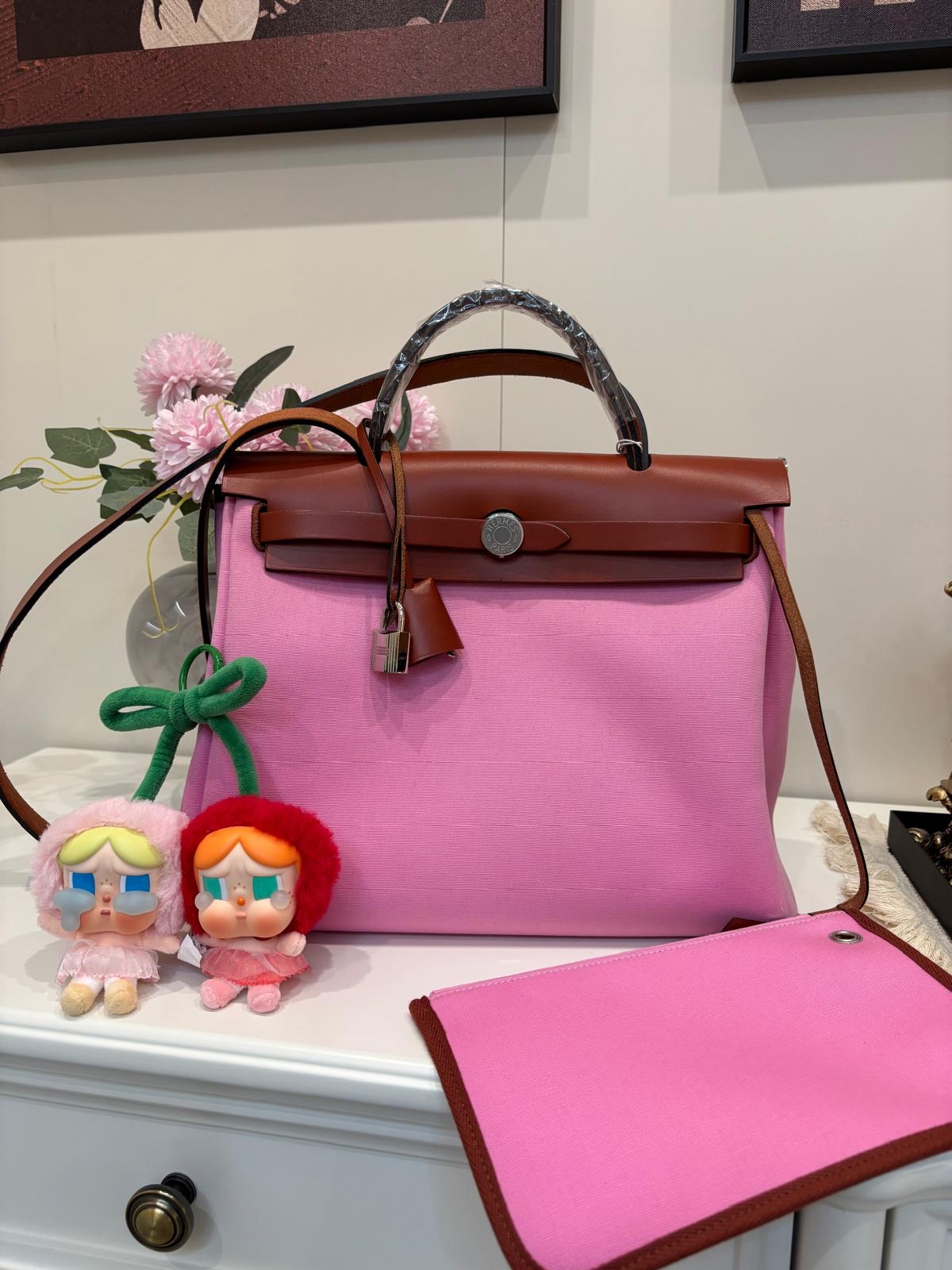 全新 Hermes HERBAG 31 ,stamp Y,8W 100%Authentic, 全新未使用品 ✅Key lock ✅dust bag ✅box