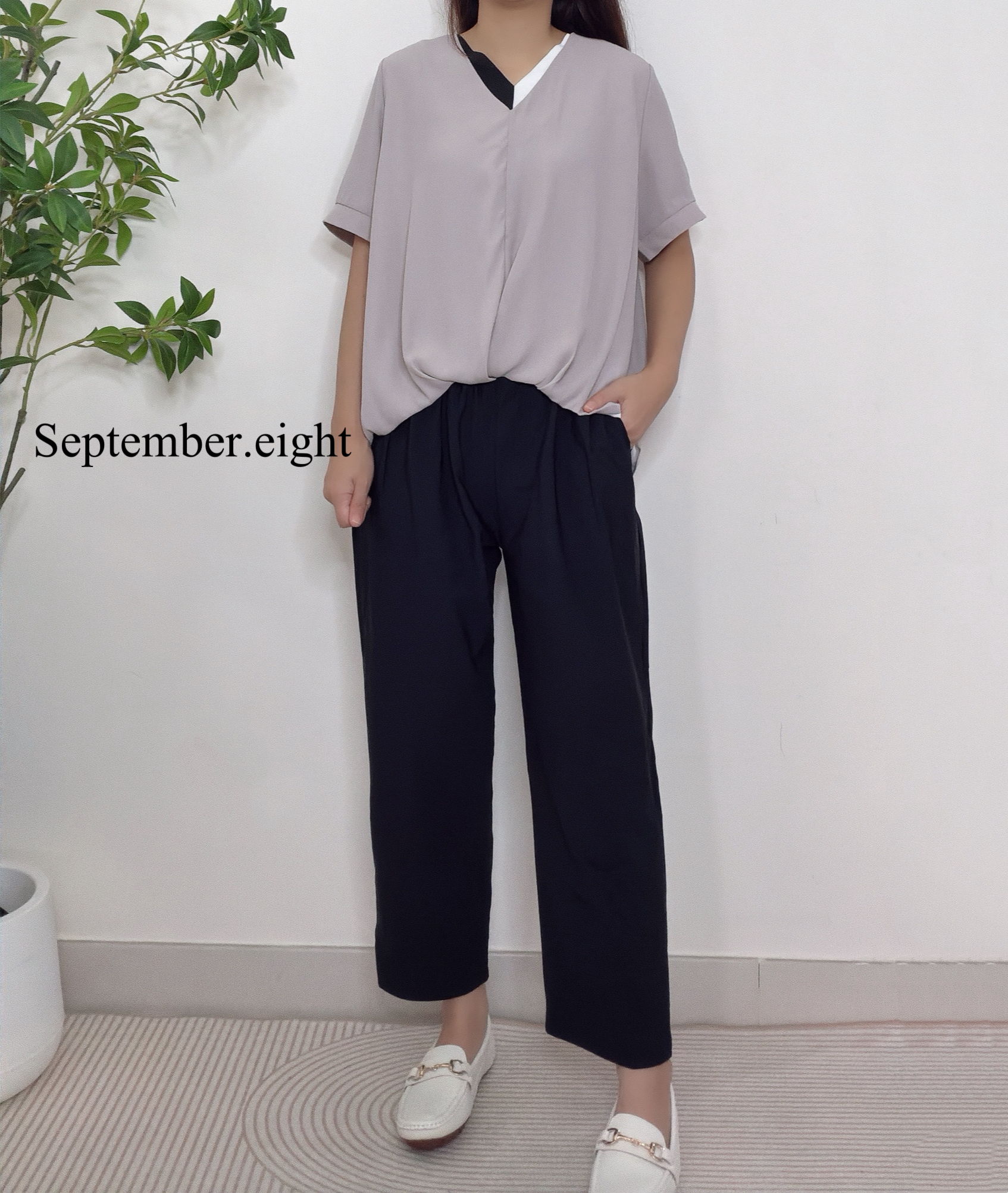 V 領拼色top