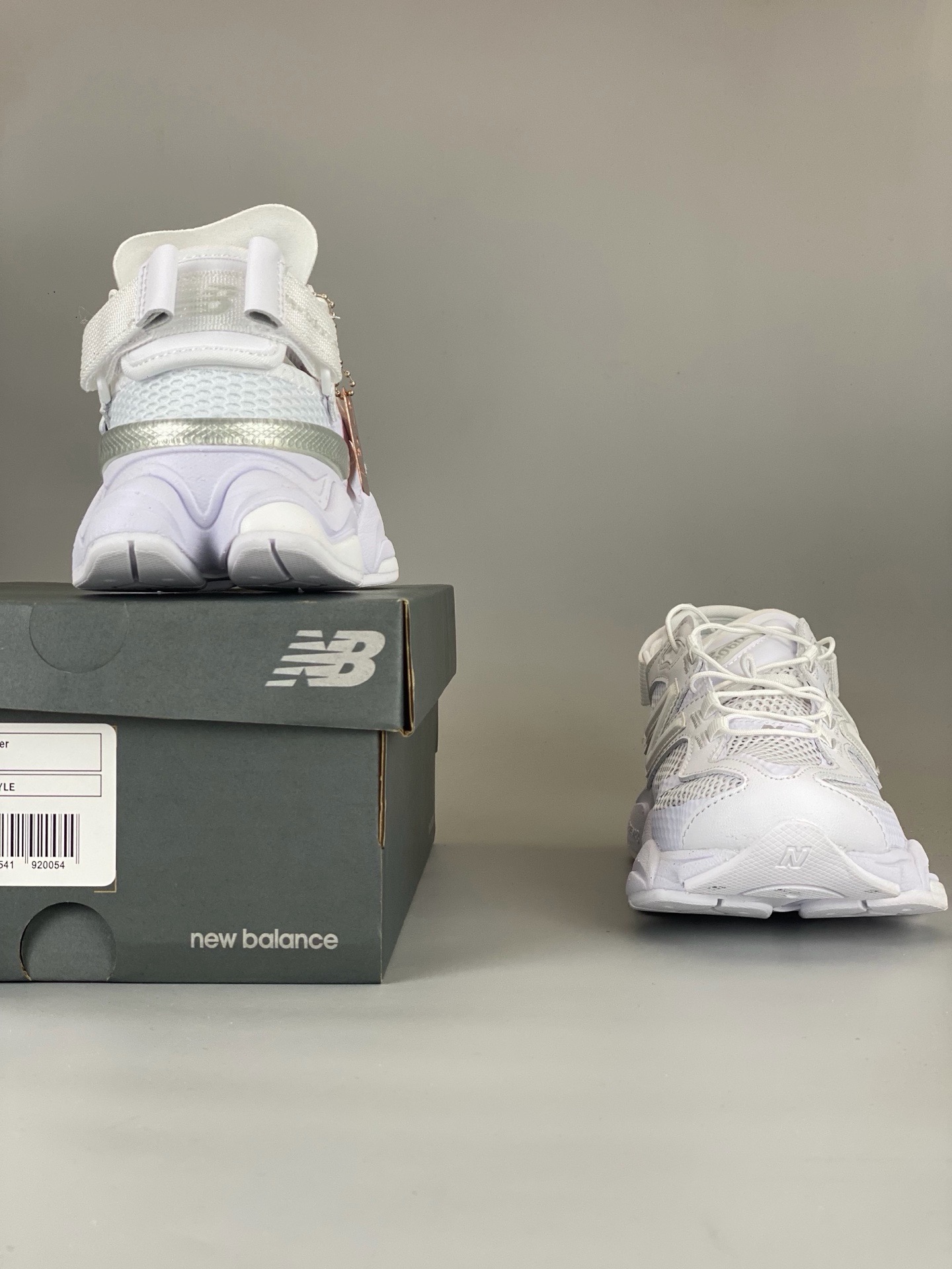 New Balance 9060 Triple White Summer U90606B5 | Blue Box