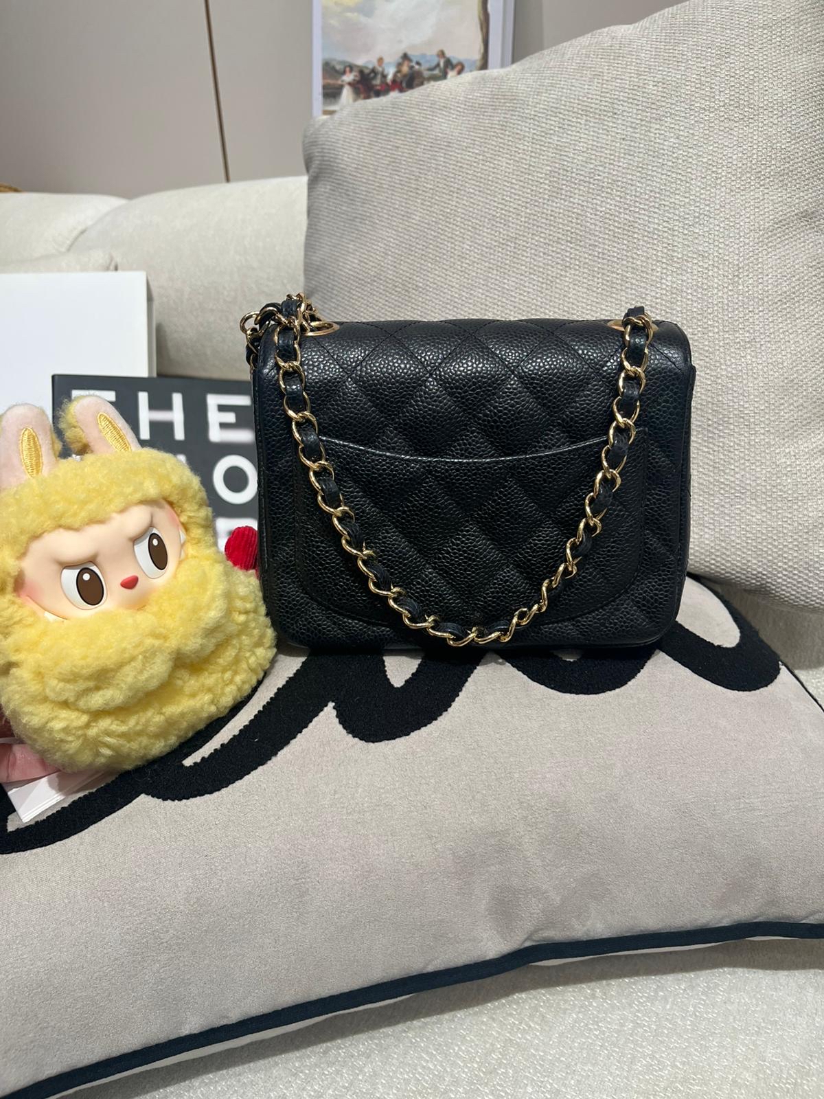 Chanel Classic Mini Flap Bag 黑色荔枝牛皮金扣 100%Authentic, 95%New ✅13Card✅Dust bag✅Box