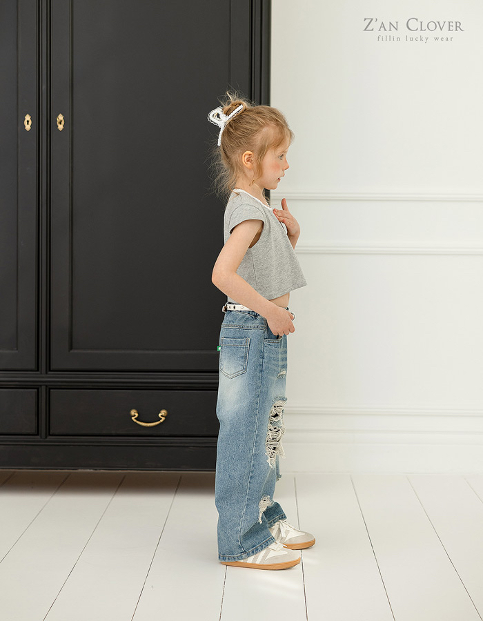 🇰🇷ZAN CLOVER tee