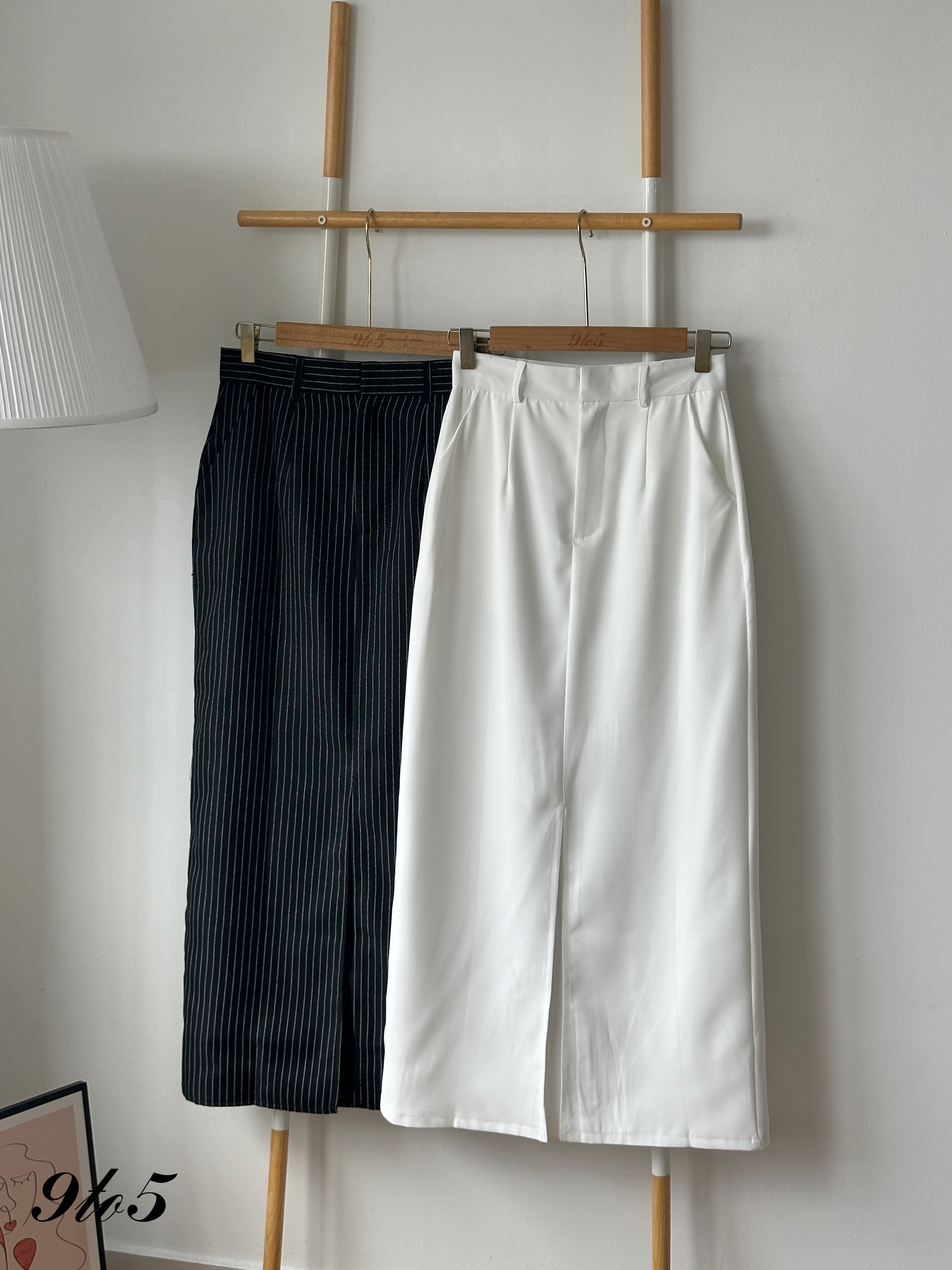 S1950 Long Slit Pencil Skirt - Black & White