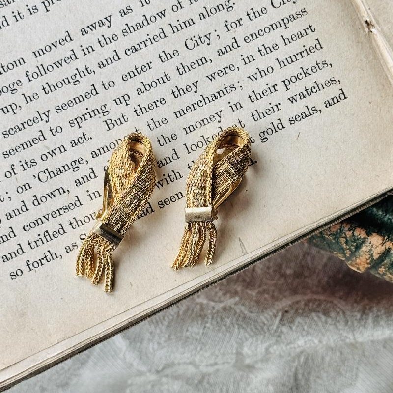 1950-70s Belt Shape Tassel Clip Earrings (MT2539)