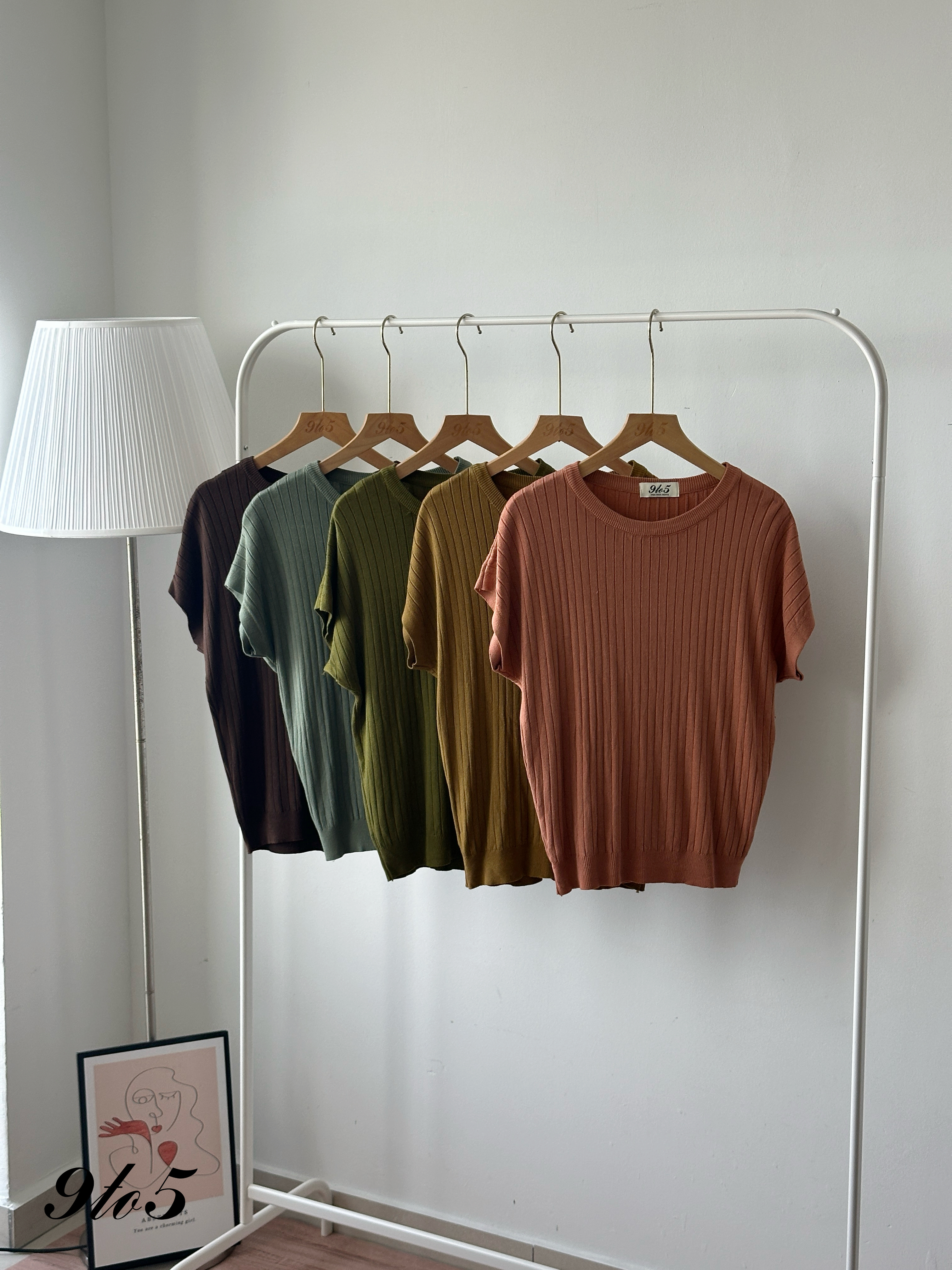 T4254 Round Neck Ribbed Knit Top - 5 Colors 
