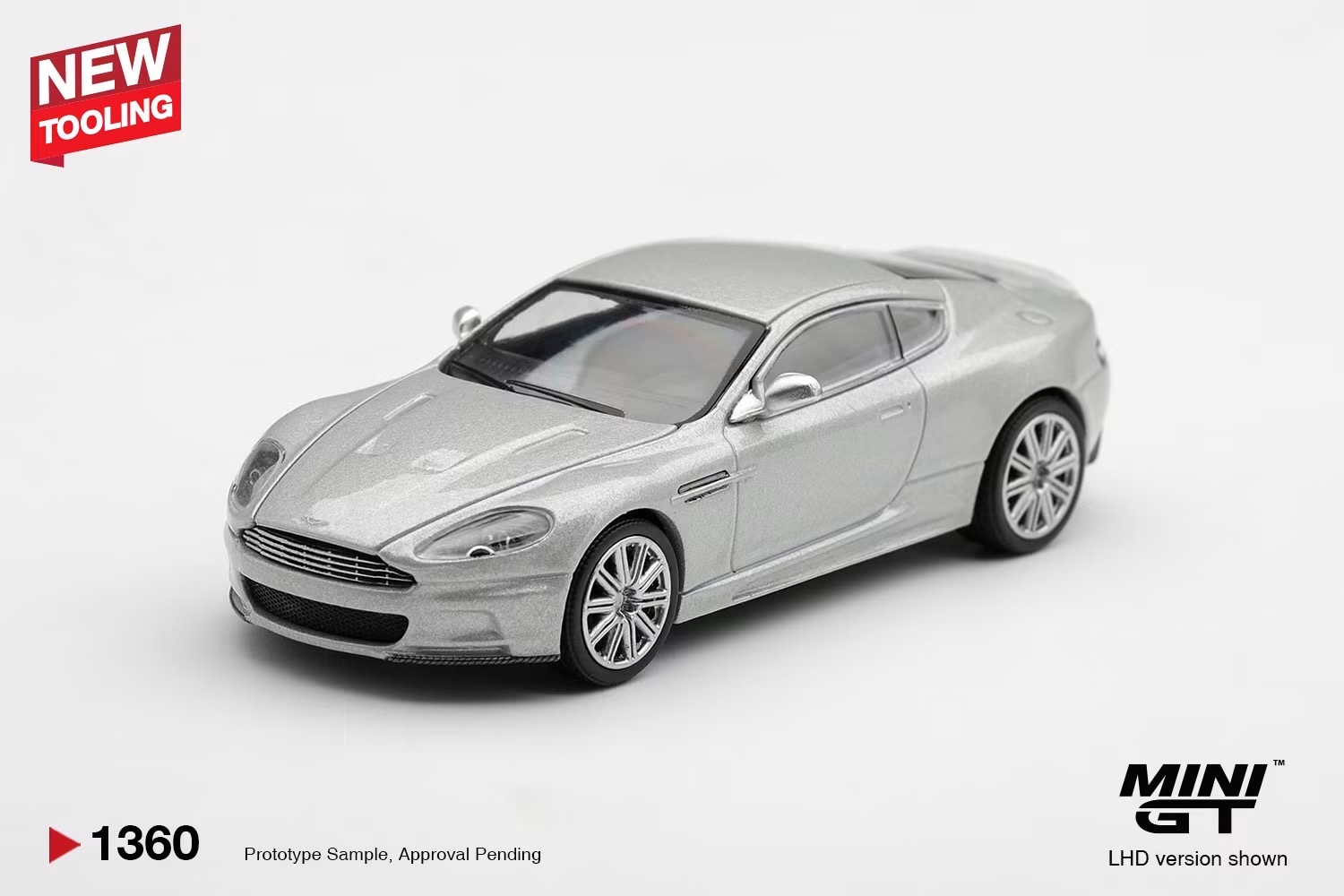 (預訂 Pre Order) Mini GT ( MGT01360-R ) Aston Martin DBS 2008 Lightning Silver
