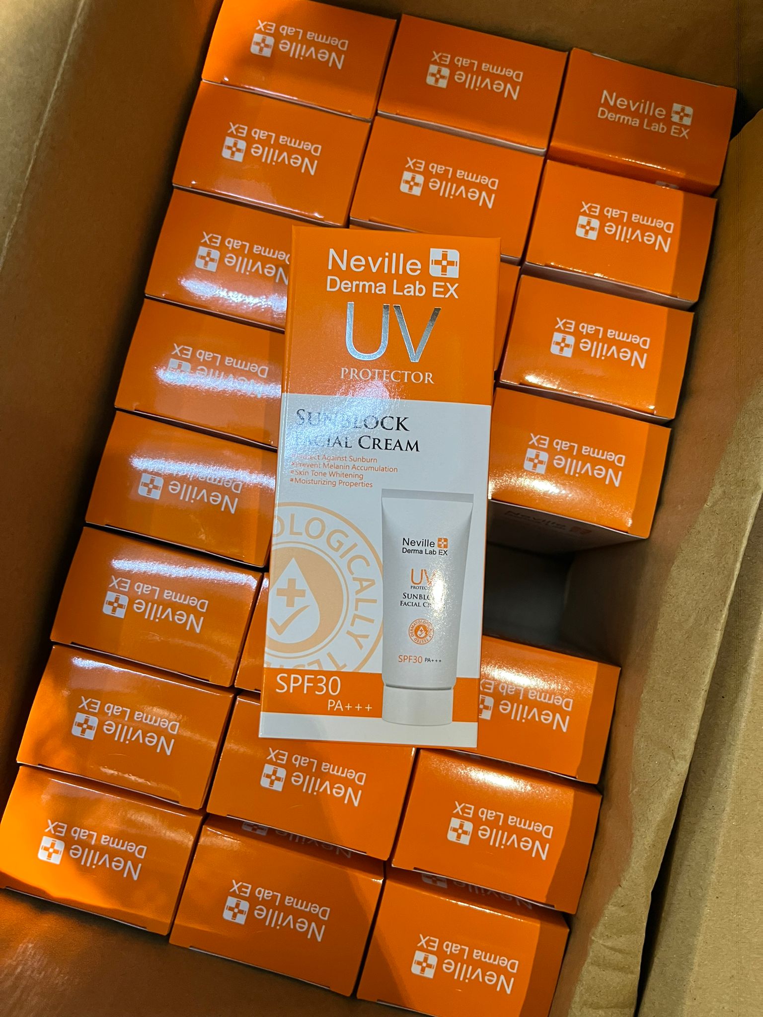 Neville Derma Lab Ex 水潤亮白防曬面霜 50ml SPF30 PA+++