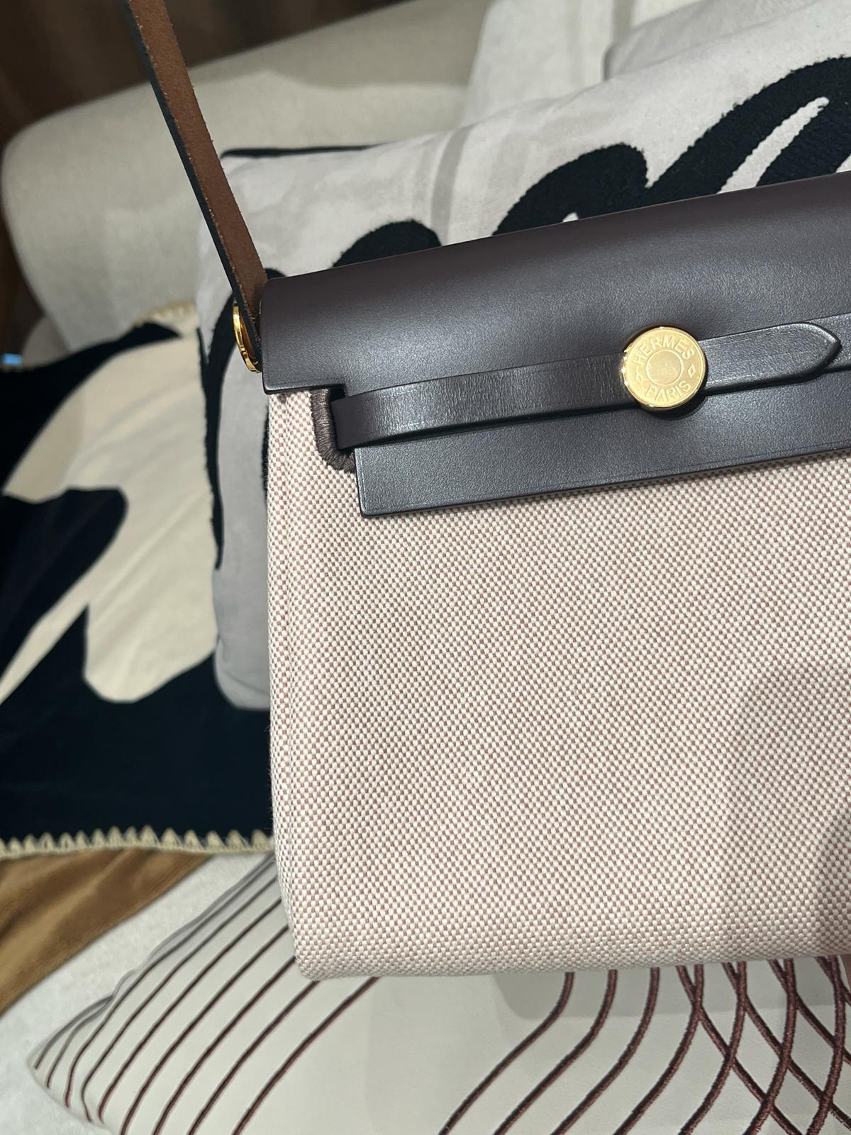 Hermes mini herbag  Stamp K (米白灰/威瑪犬米/烏木色)ecru/beige/ebene, 100%Authentic, 95%New✅Dust bag