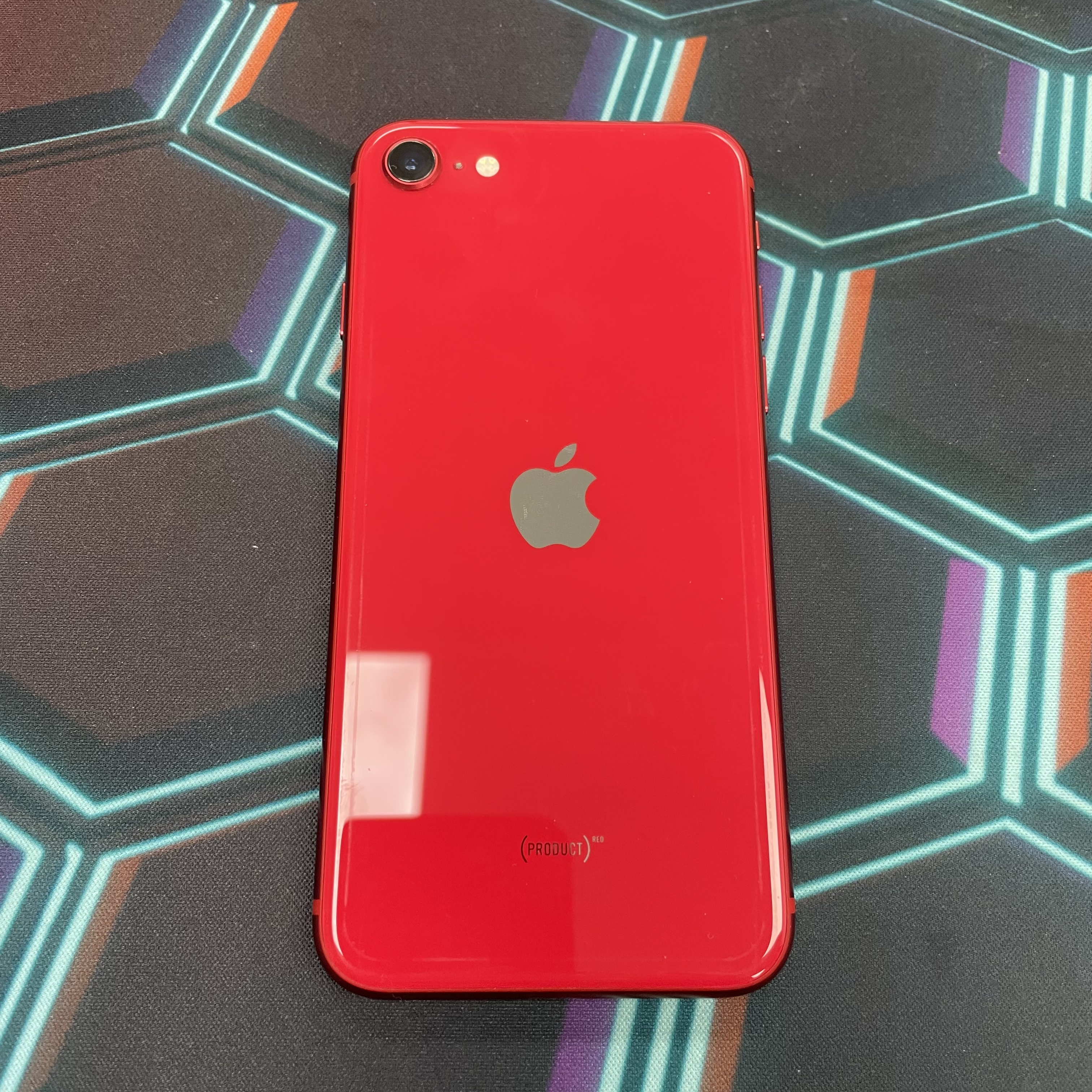 *7046 SE 2 勁靚機 128GB 電75 紅色 red