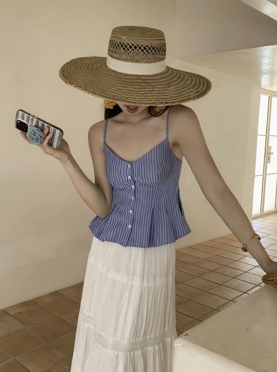 TP530吊带修身条纹上衣