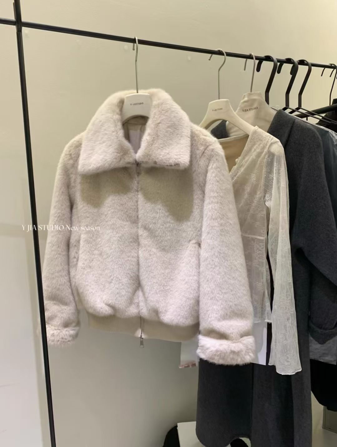 4428 巴黎恋人毛衣短外套冬装