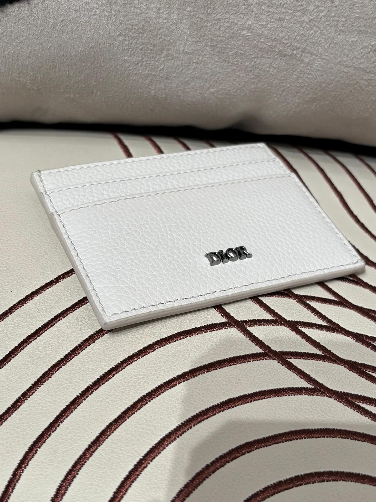 Dior card holder grey 100%Authentic ,99%new✅dust bag ✨✨專門店售價$3800 ✨✨  
