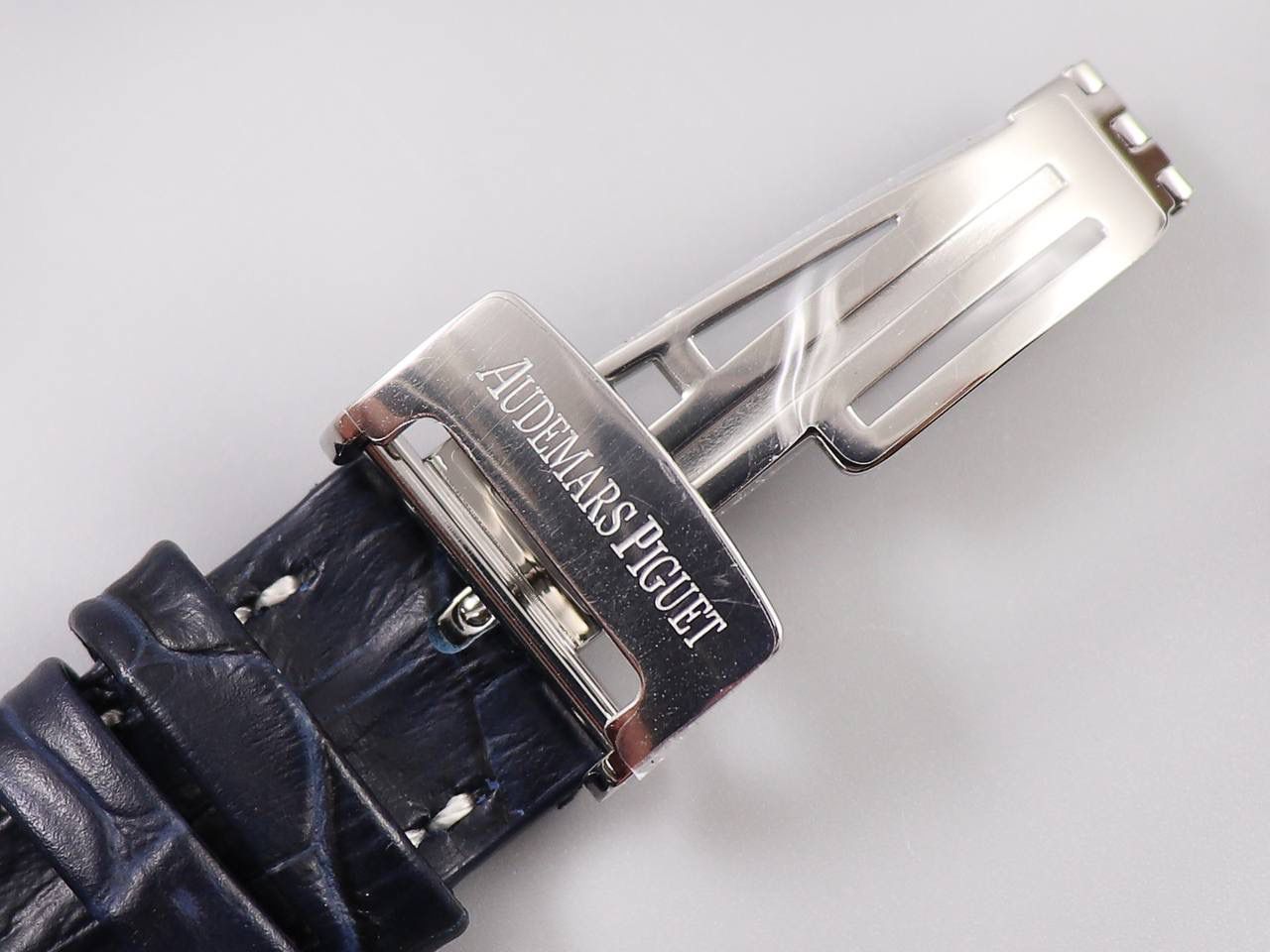 A P皇家橡树26170 🔥海军系列 7750全自动计时机芯，尺寸：42*16毫米🌟