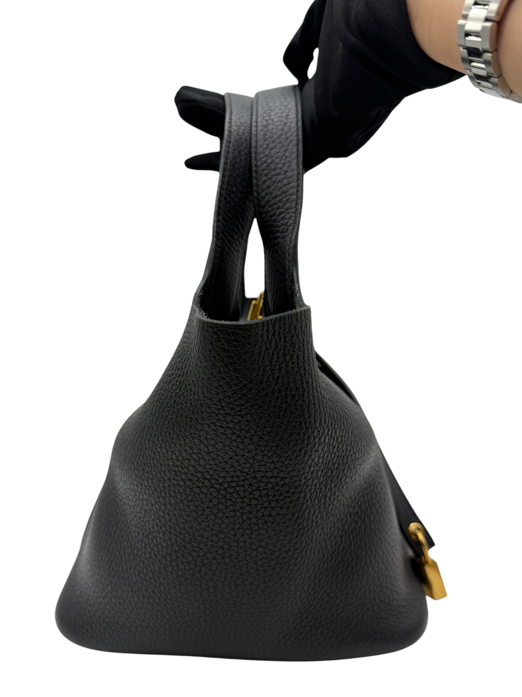 Pre-Owned HERMÉS P18 Stamp Z / Product Code: 26053011