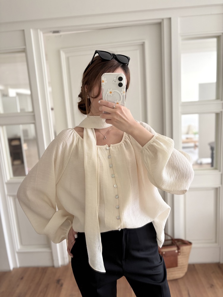 Eloise Tie-Neck Blouse (Cream)