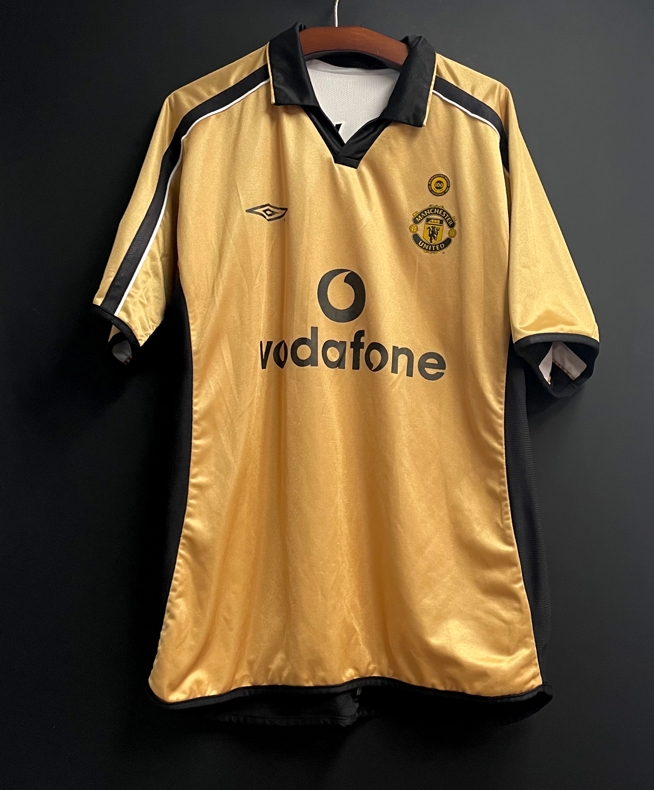曼聯01/02百週年 碧咸 MANCHESTER UNITED 2001-2002 AWAY SHIRT BECKHAM