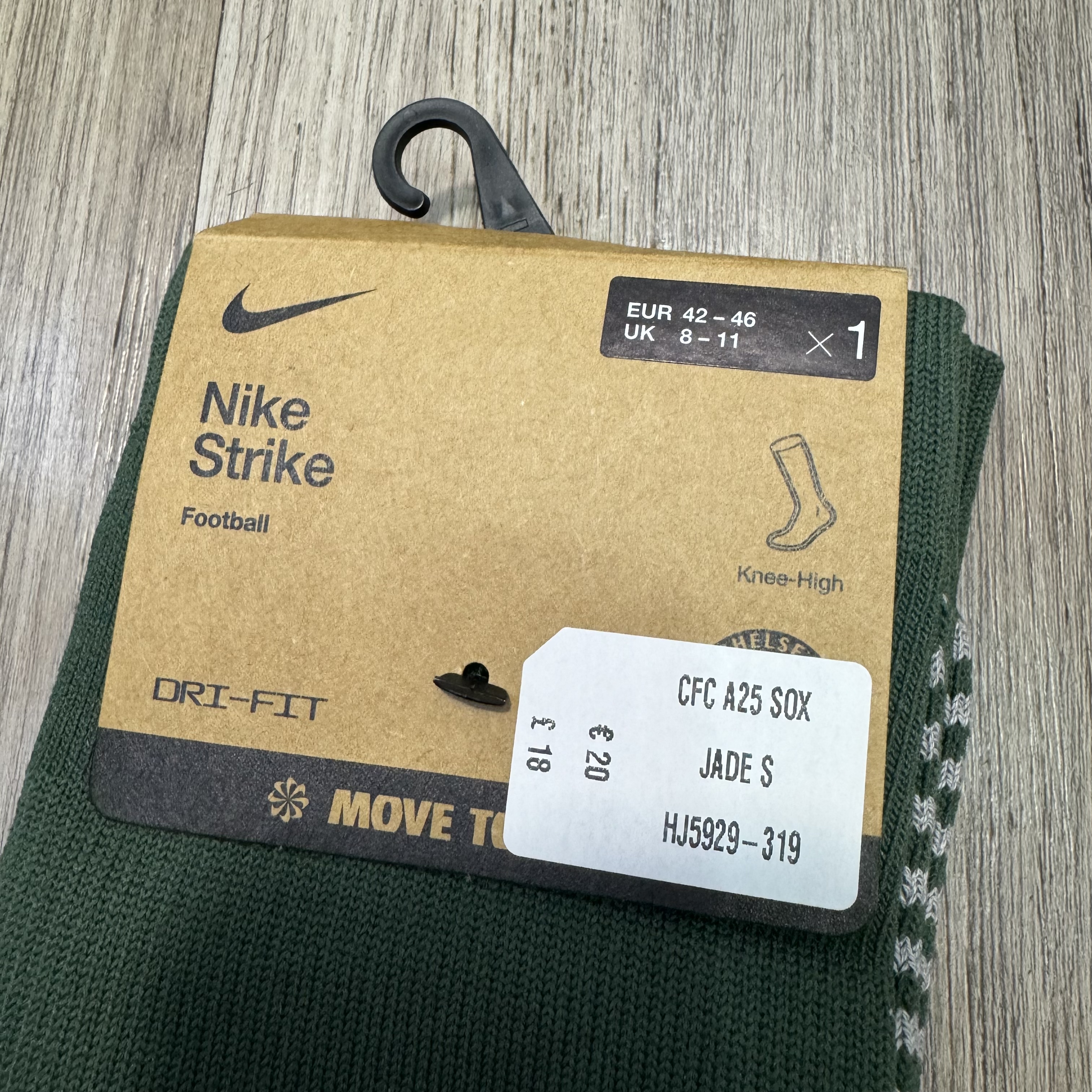 Chelsea 25/26 away socks