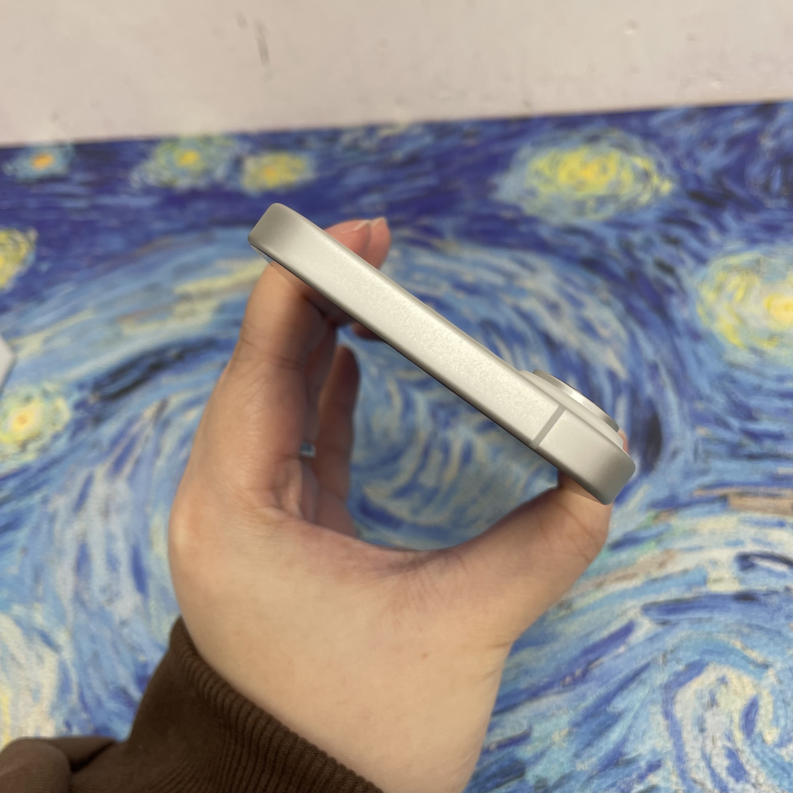 *5772 17 未使用品 256GB 電100 白色 white 