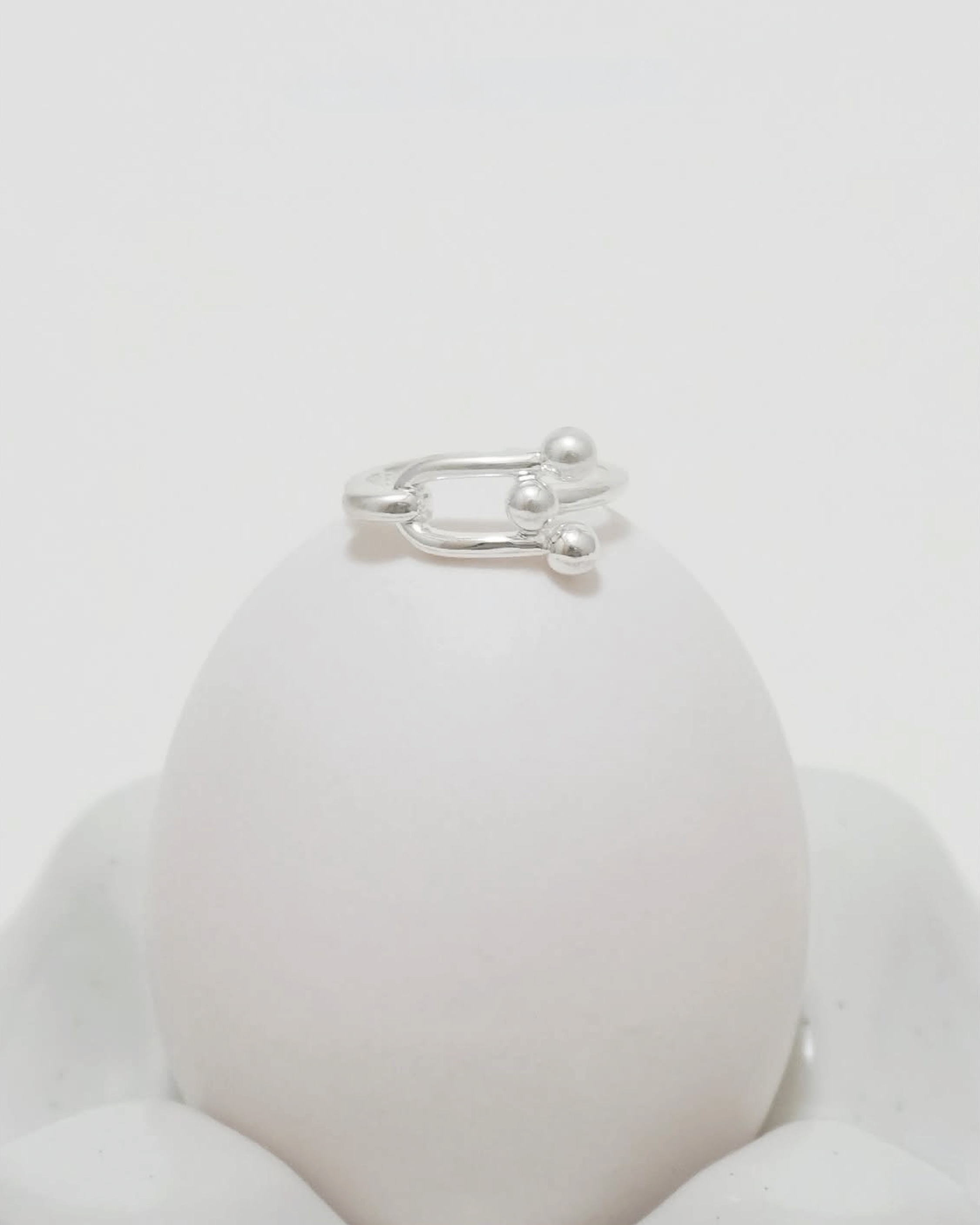 Urban U-orbit Ring