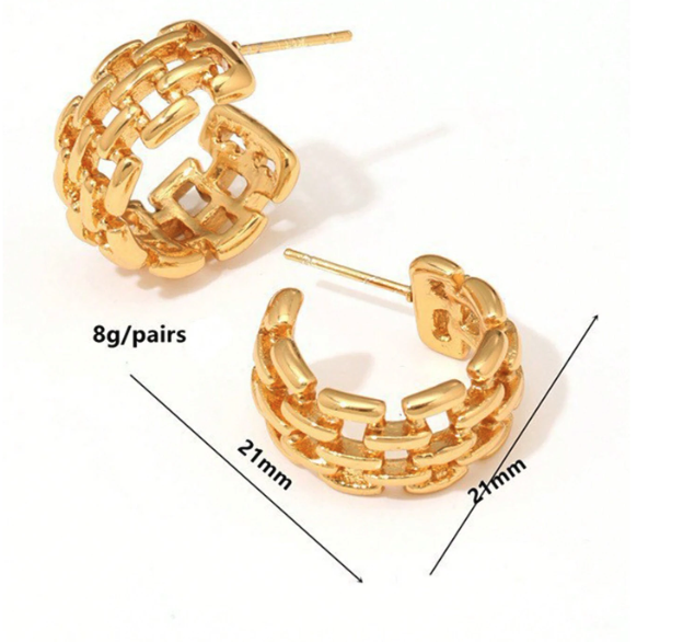 Gilded Chainlink Hoops