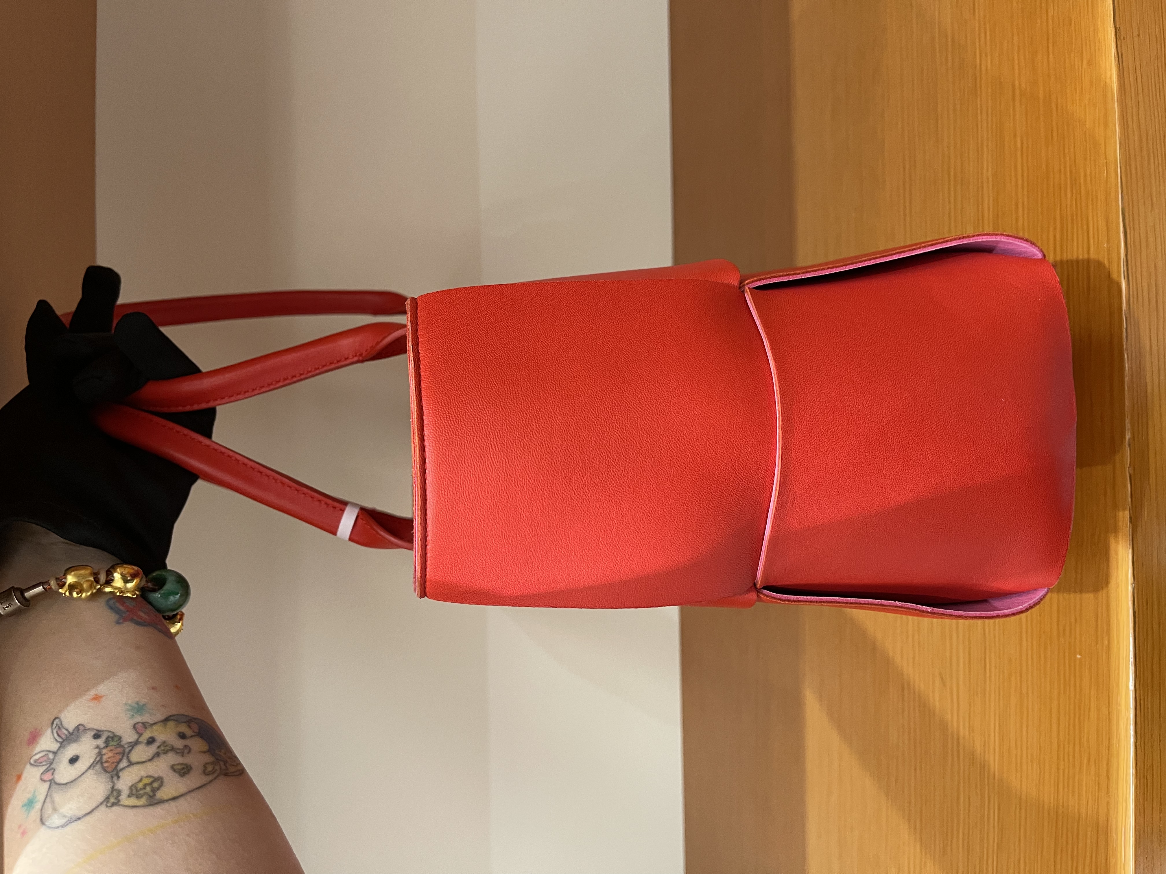 直播貨品 |  [1個-$100 2個-$300］HH25