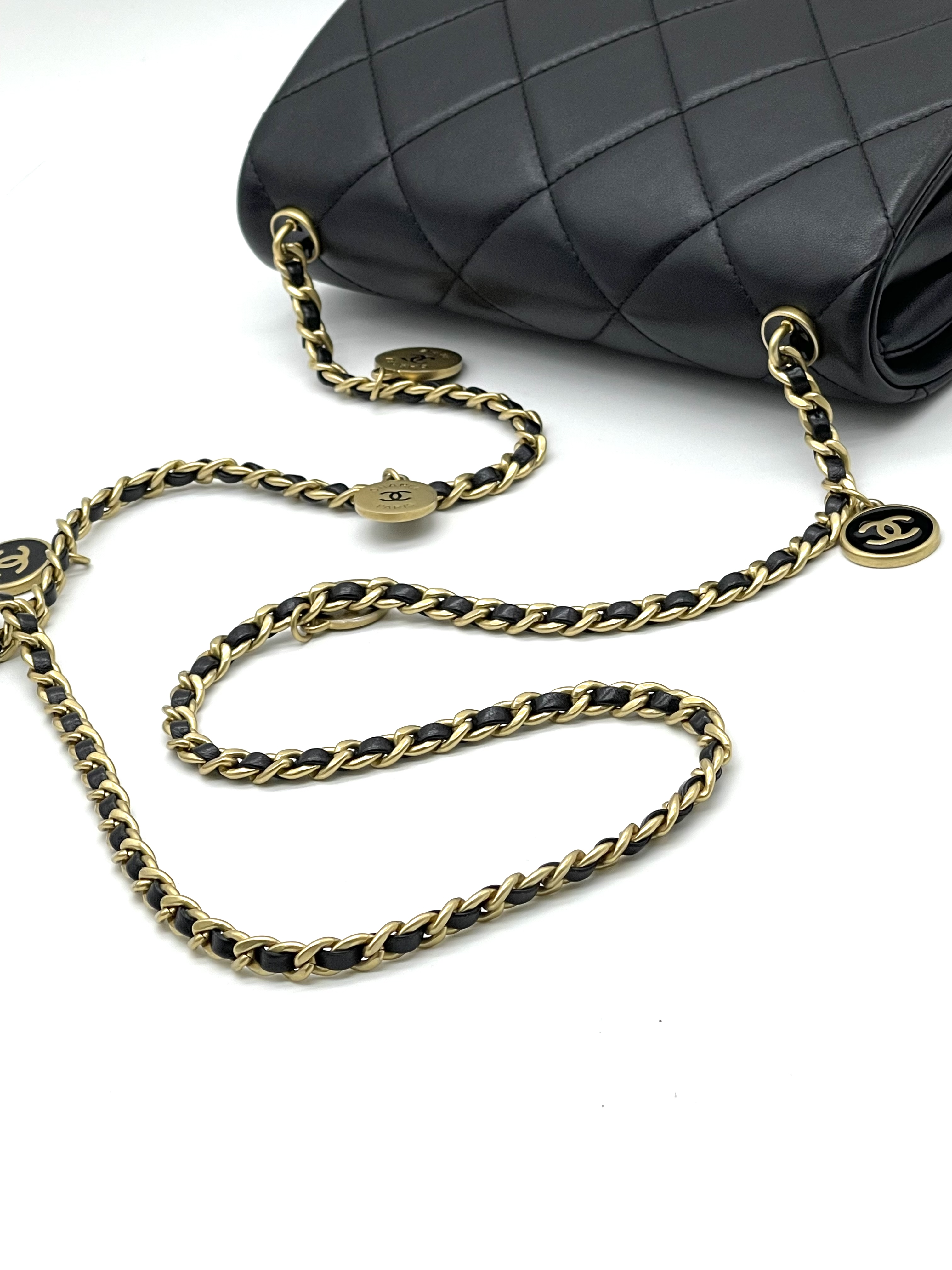 Pre-owned Chanel24s mini flap bag / Product Code: 26031420