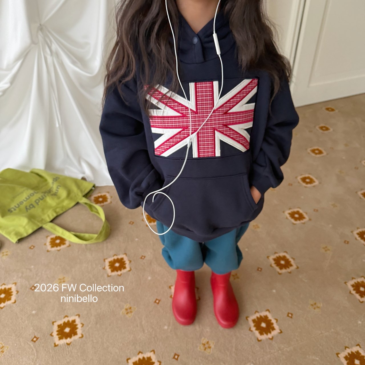 Ninibello | London Patch Hoodie 