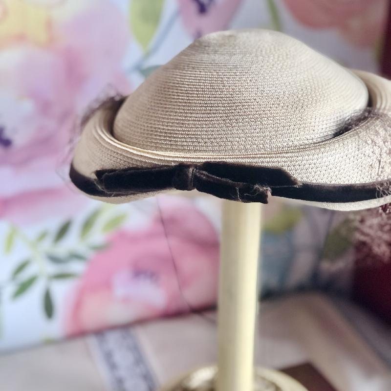 Rare! Vintage 1950s Spencer Select Toronto New Look Hat / Veiled Dior Look Straw Hat (MT1791)