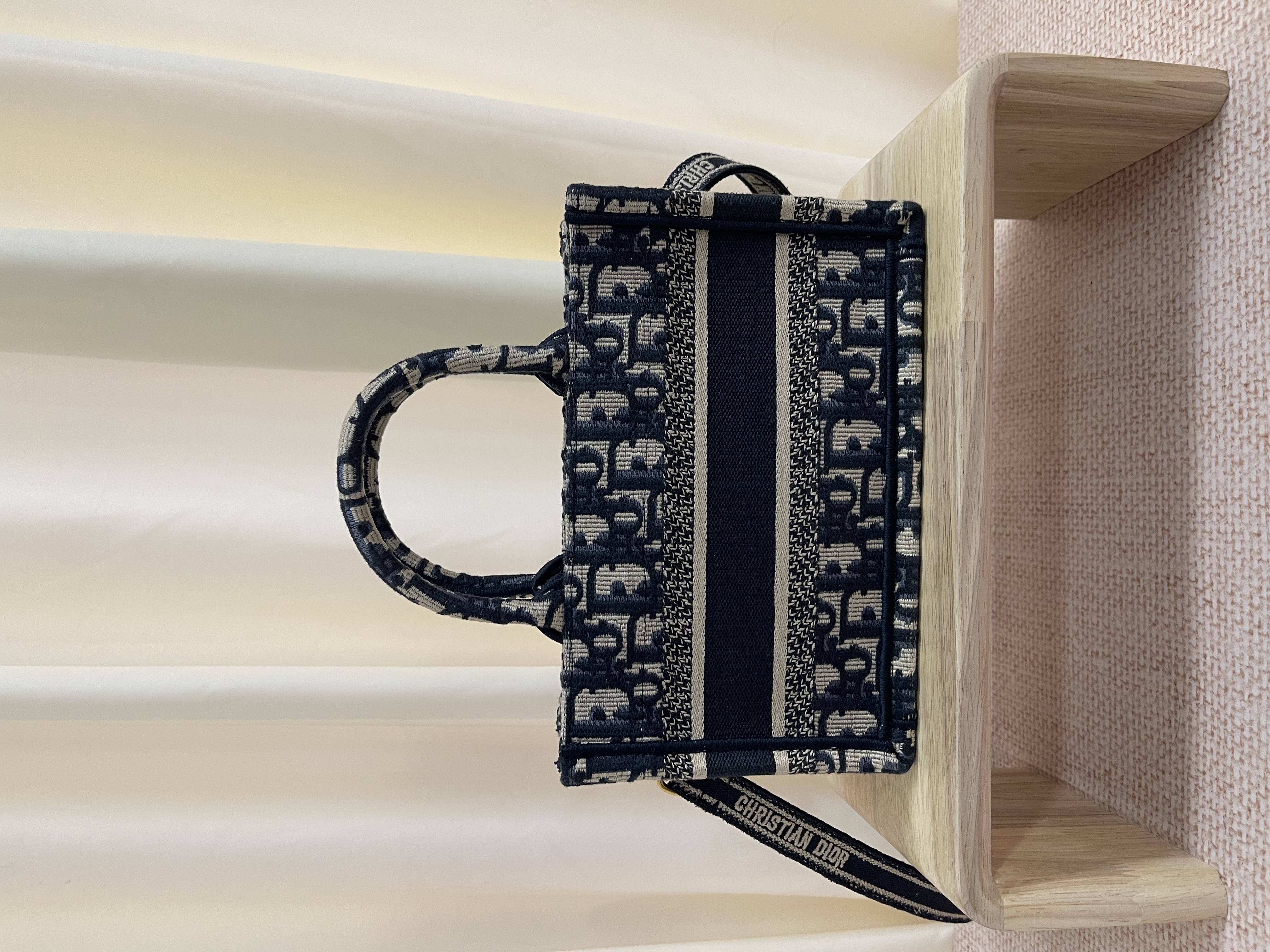 Pre-owned Dior Mini Dior Book Tote/ Product Code : 26022304