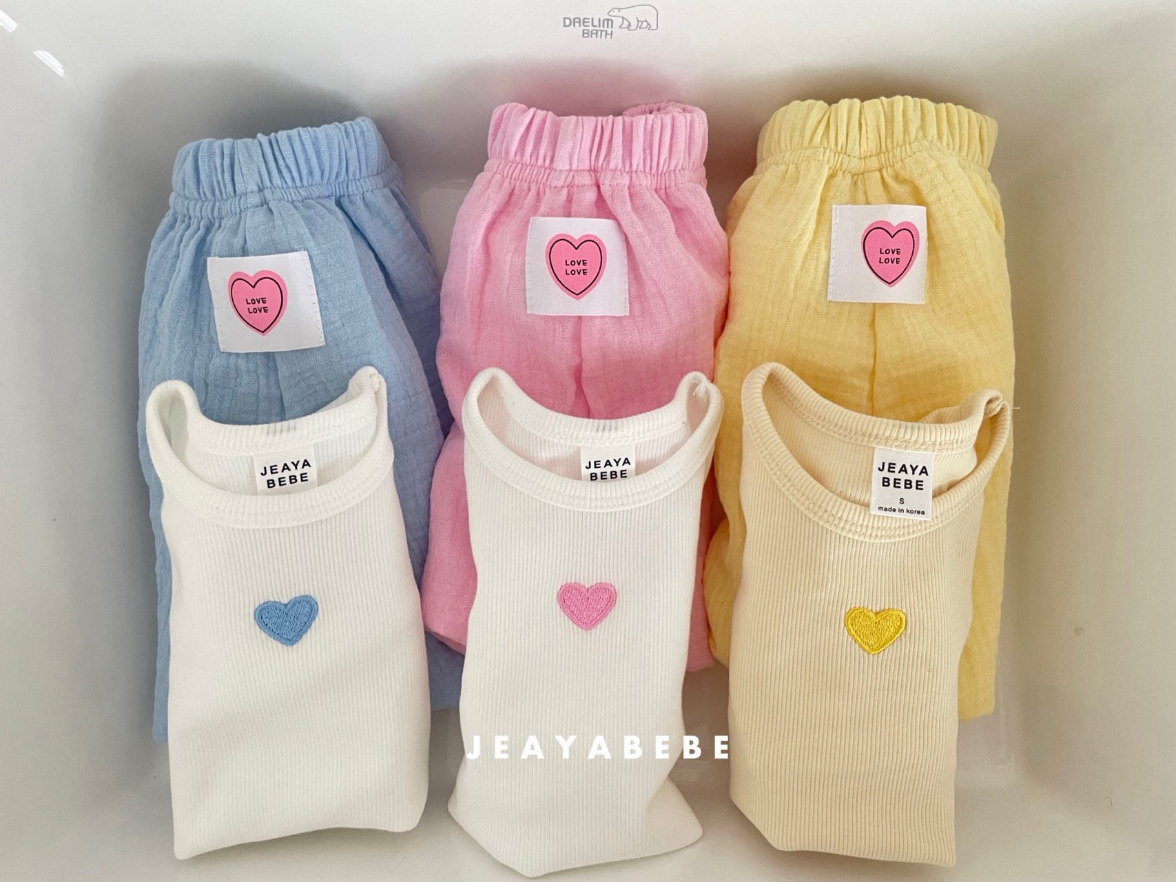 🇰🇷jeayabebe set (tee+pants)