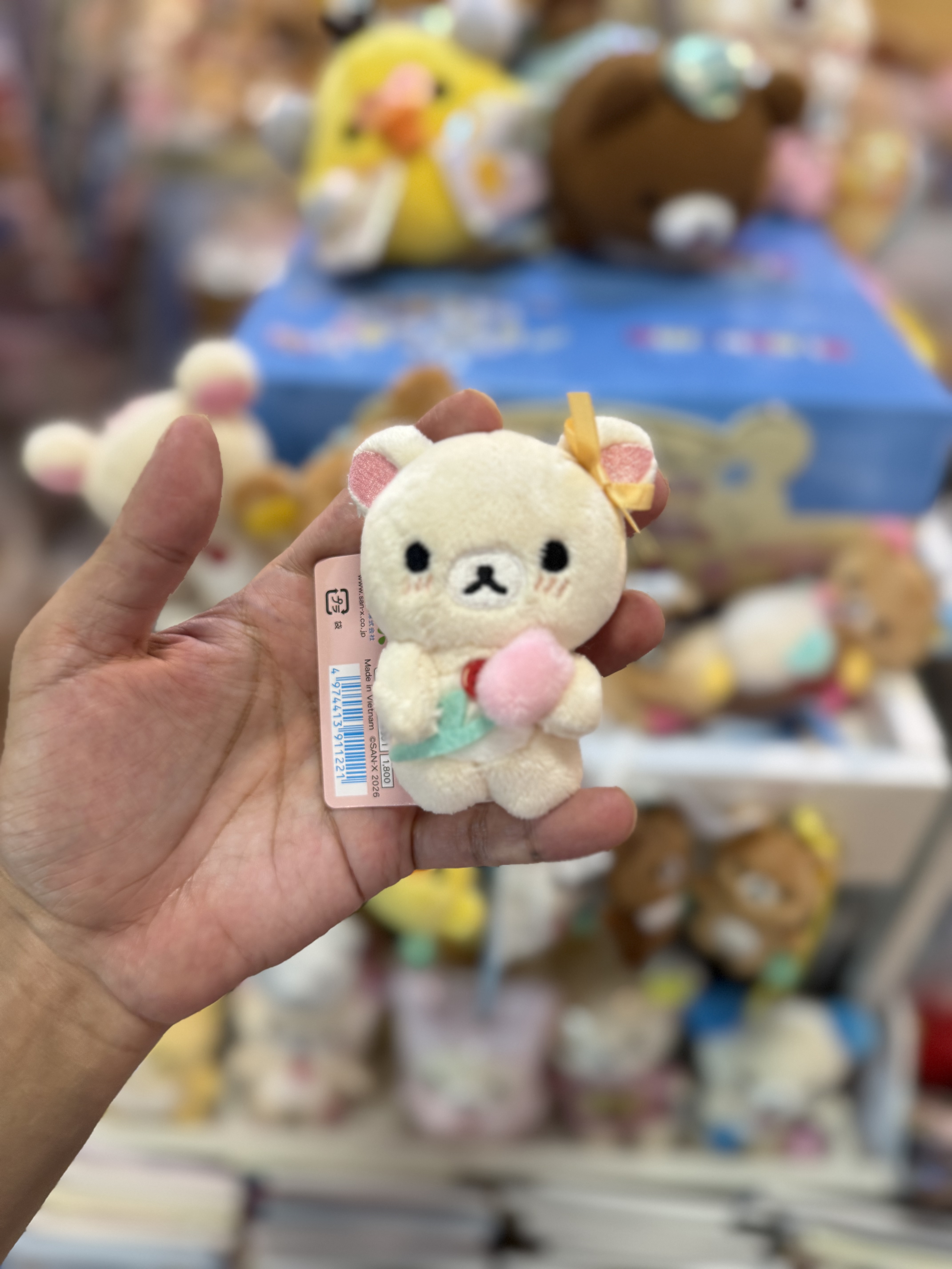 《現貨》全新日本特約店限定拎花造型小白熊扣針