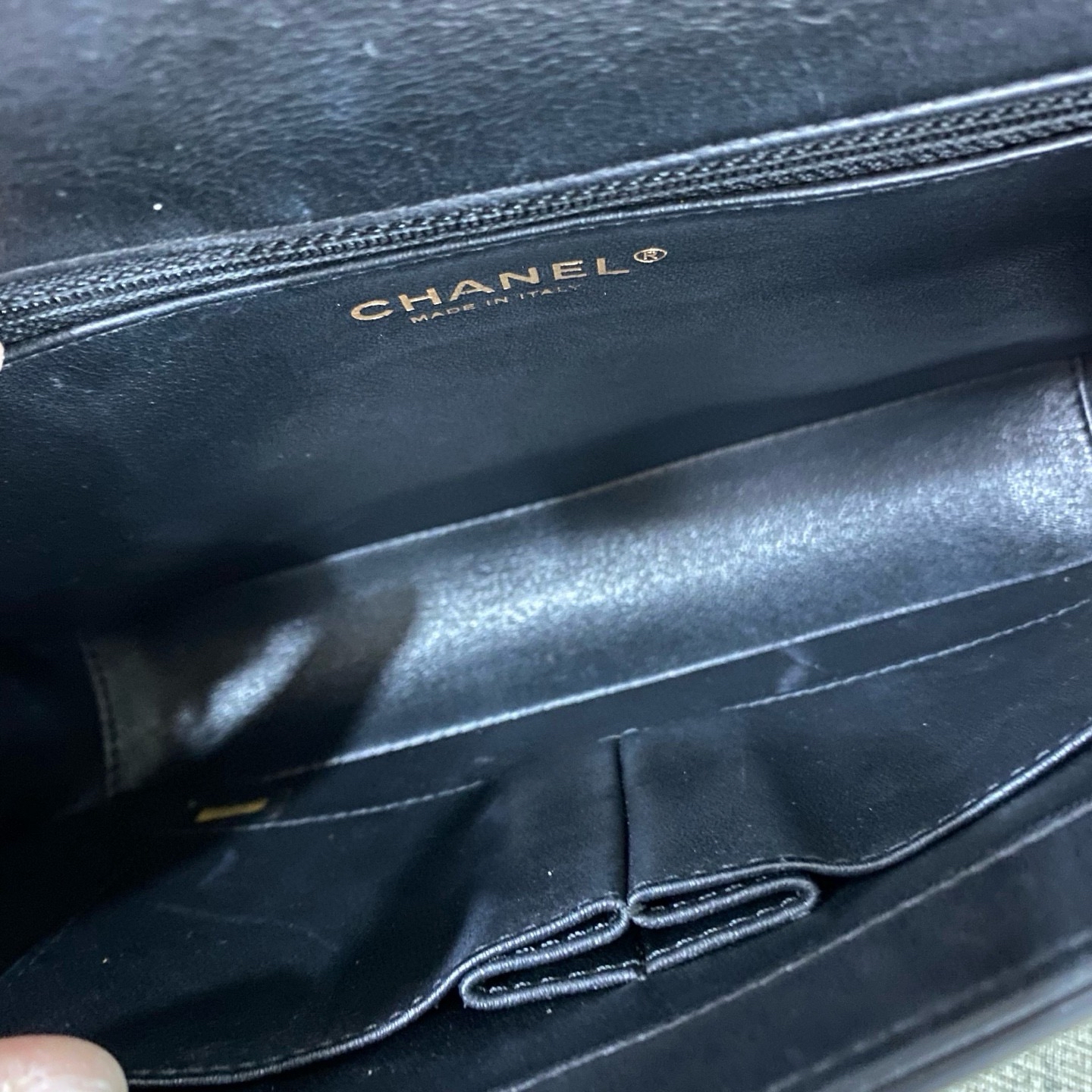 【預訂貨品】Chanel黑金信封包 