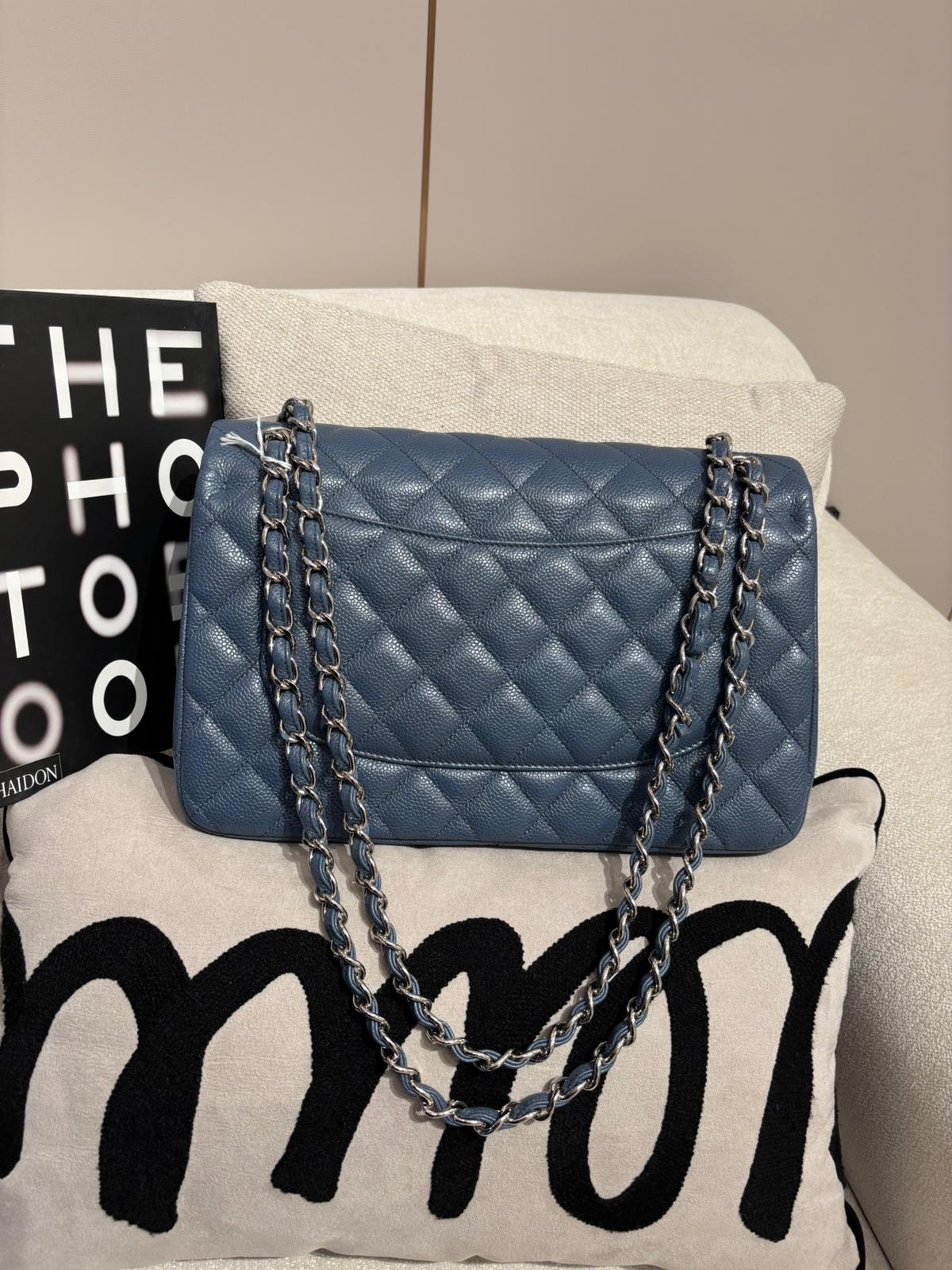 Chanel classic flap 30cm jumbo A58600荔枝牛皮銀扣,100%Authentic ,98%new ✅CARD✅塵袋✅box