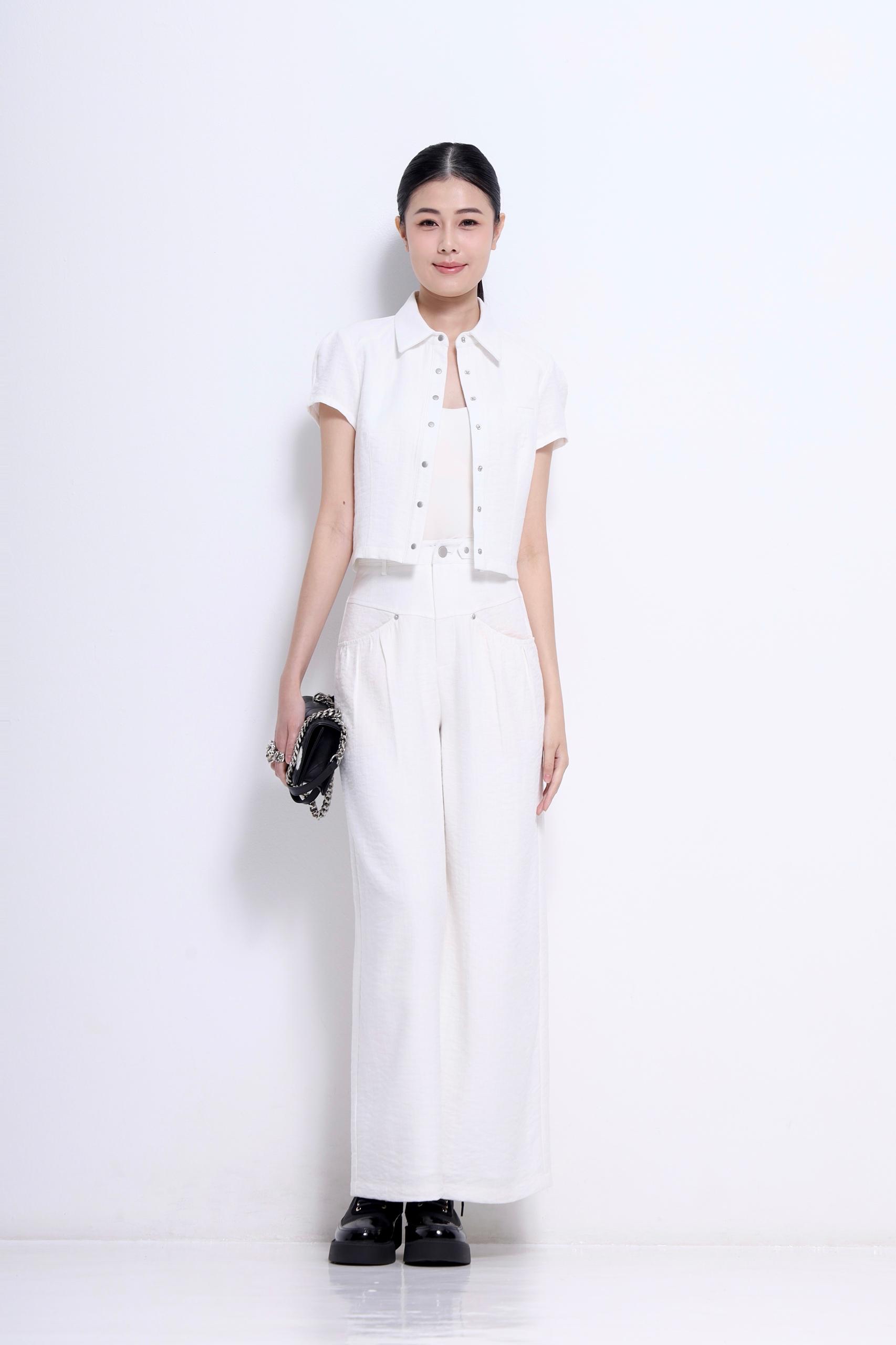CB2709 Tailored Cropped Top