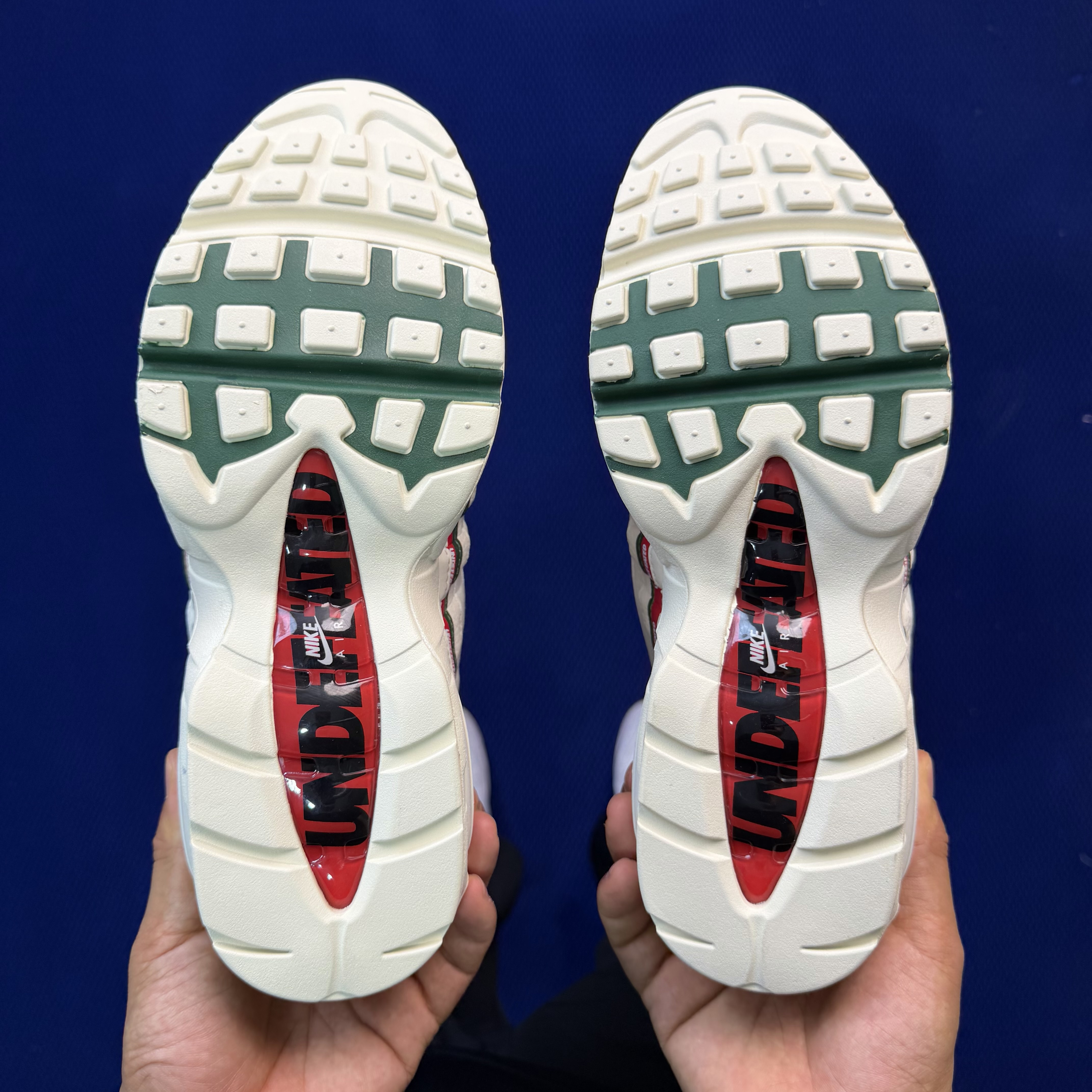 Undefeated x Nike Air Max 95 IB4453-100 