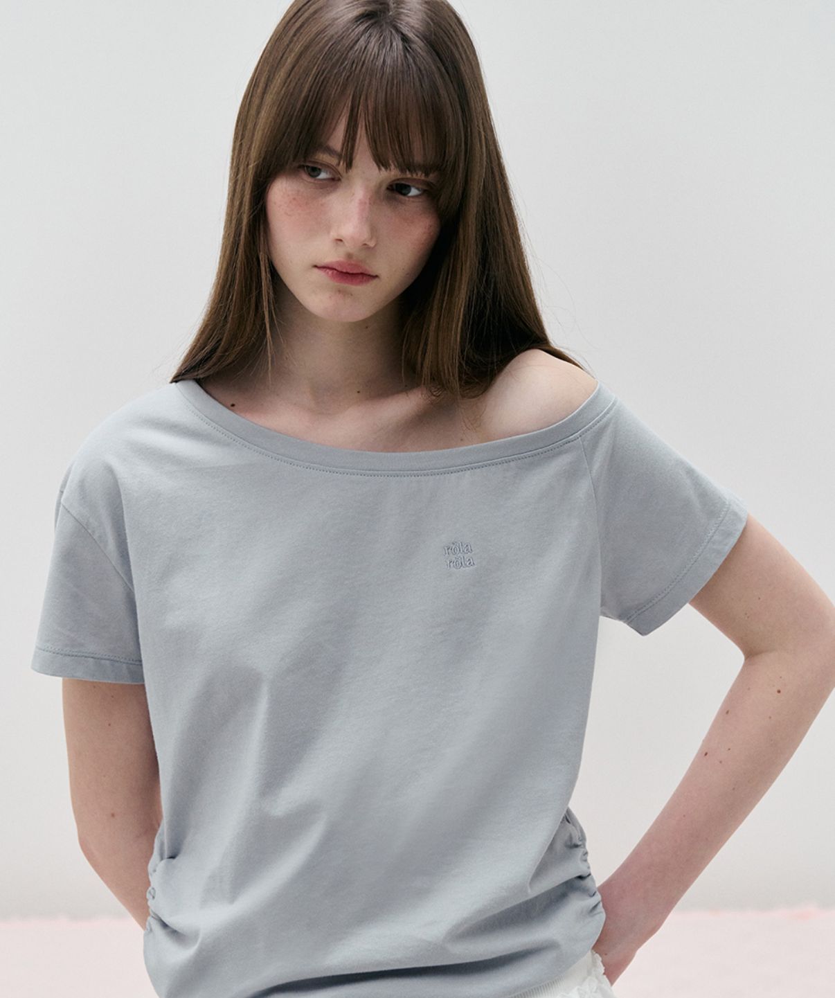 🎀Rolarola 🎀 NUBASIC OFF SHOULDER T-shirt 原價45000won 獨家折扣優惠