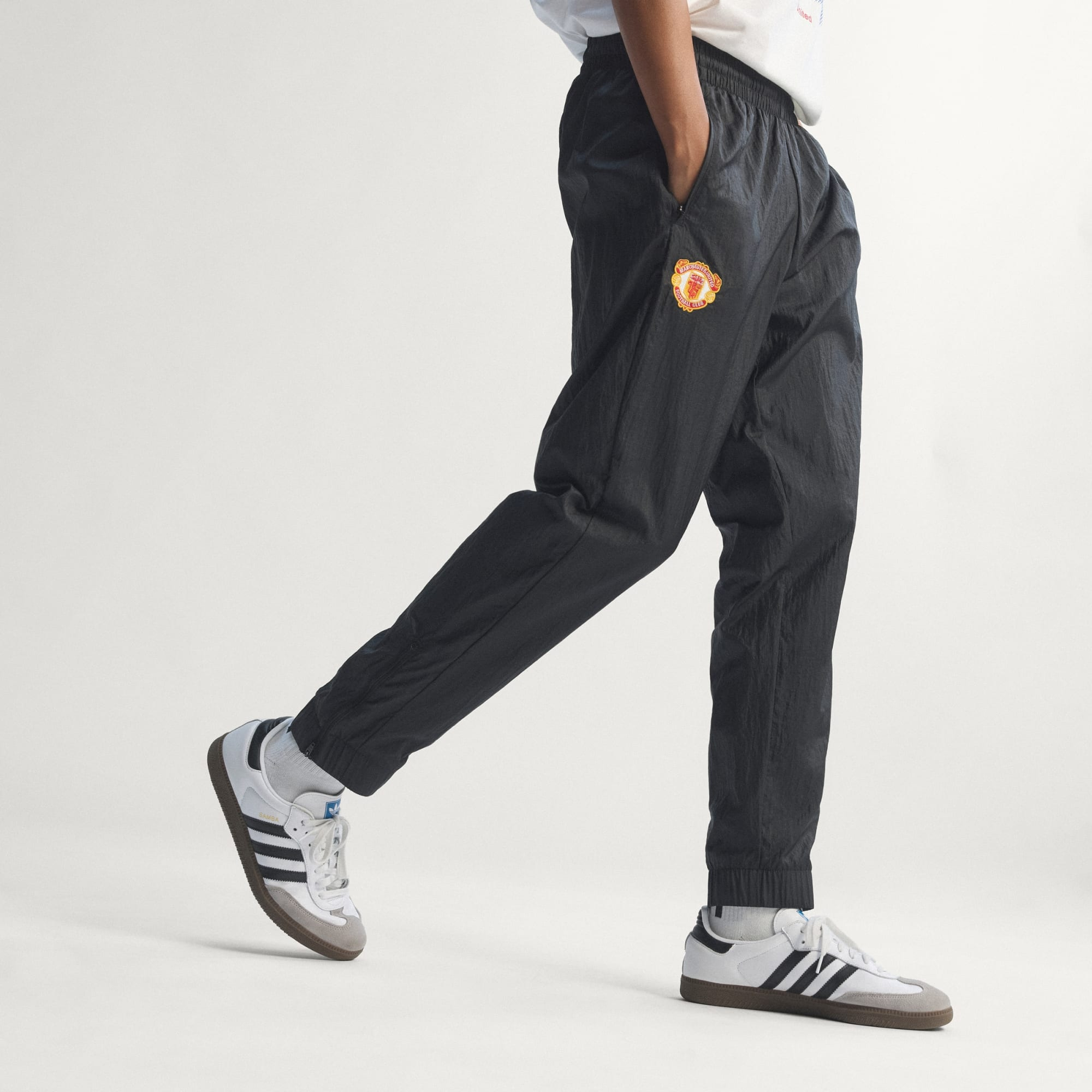 經典休閒美學  ⚽ Adidas Originals Manchester United 曼聯 1991/92 運動長褲 JD5816