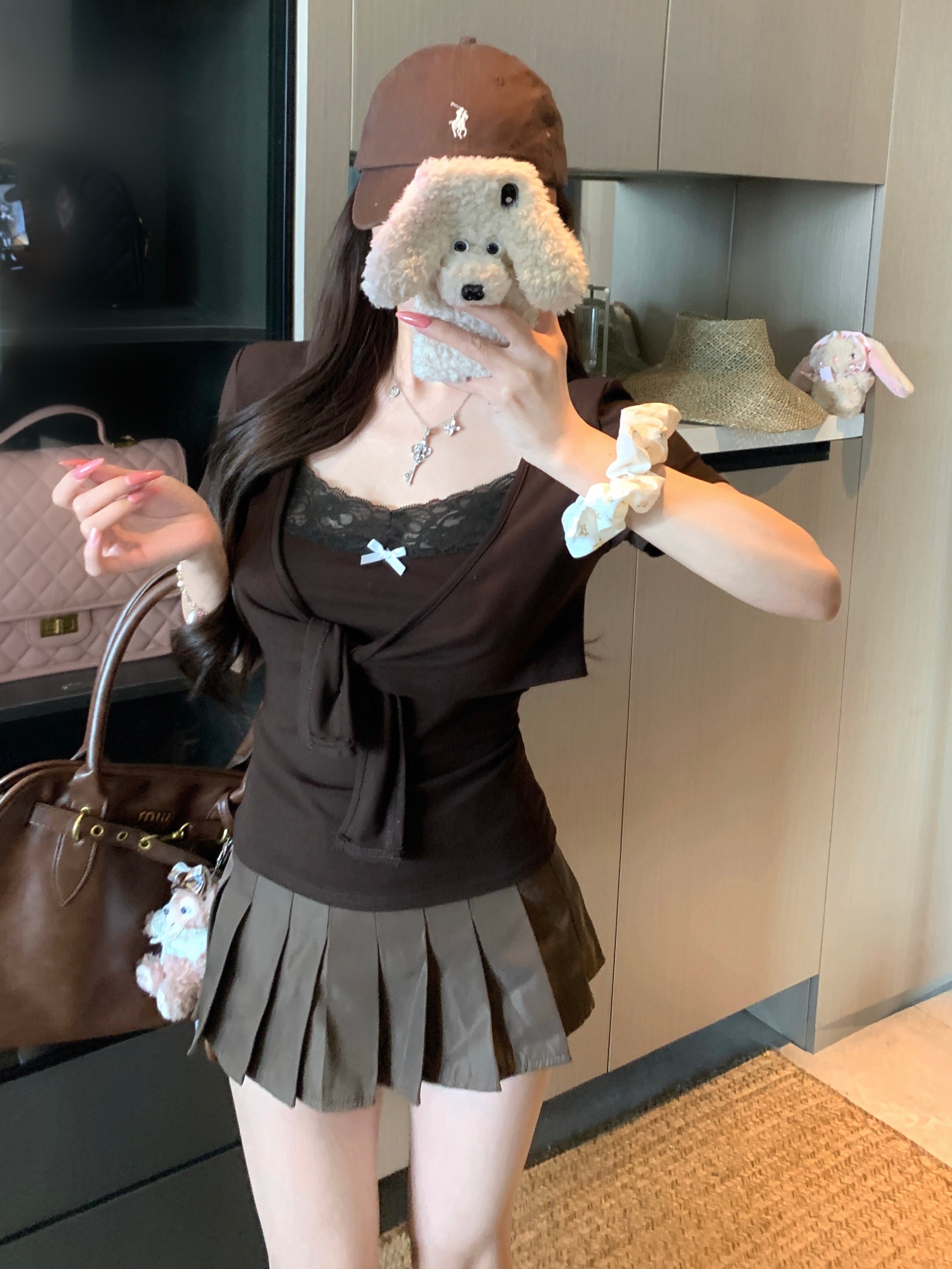 B120(9010) 韩系纯欲风蕾丝边蝴蝶结吊带与绑带开衫咖两件套上衣 