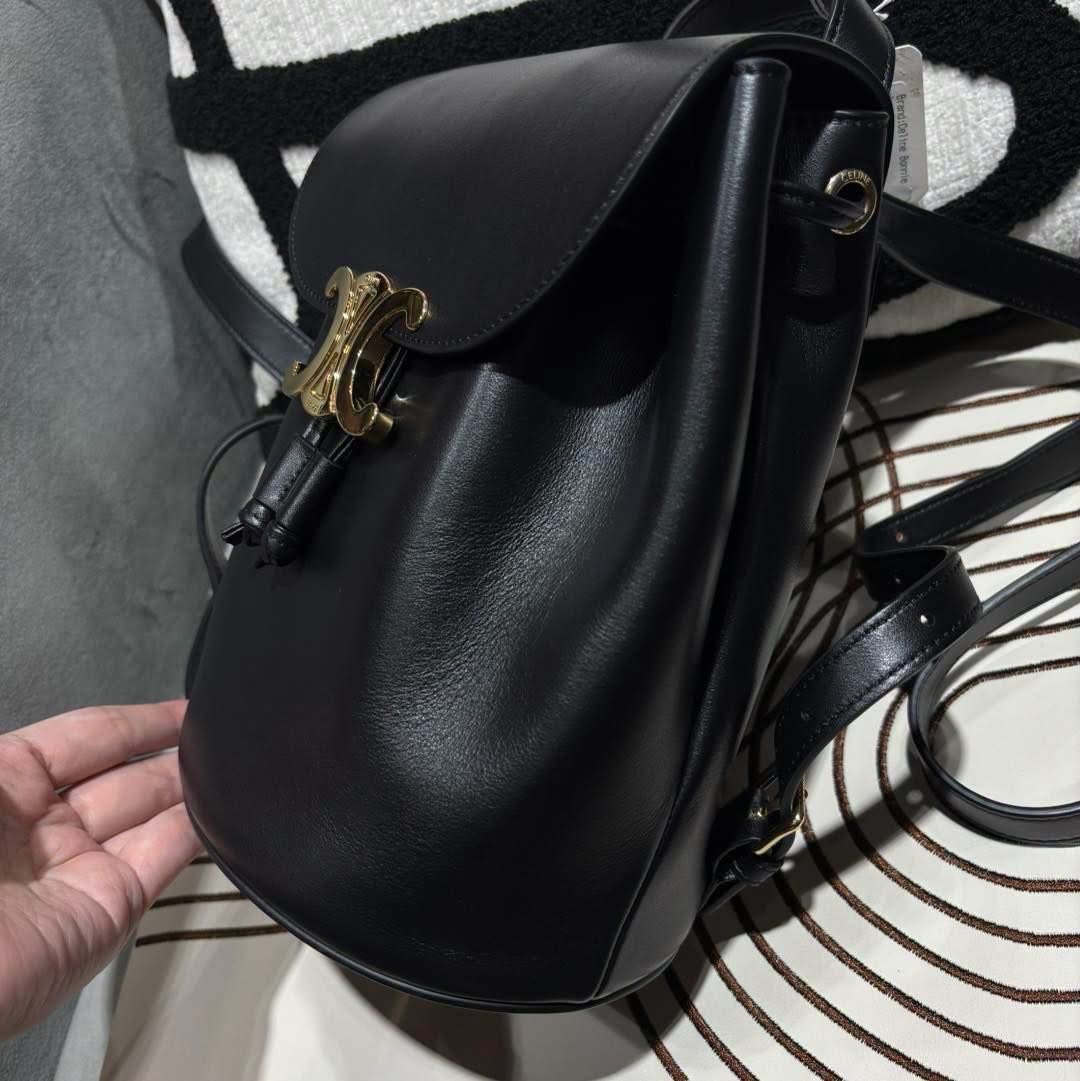 Celine Bonnie Backpack 黑色金扣 100%Authentic, 98%New ✅Dust bag