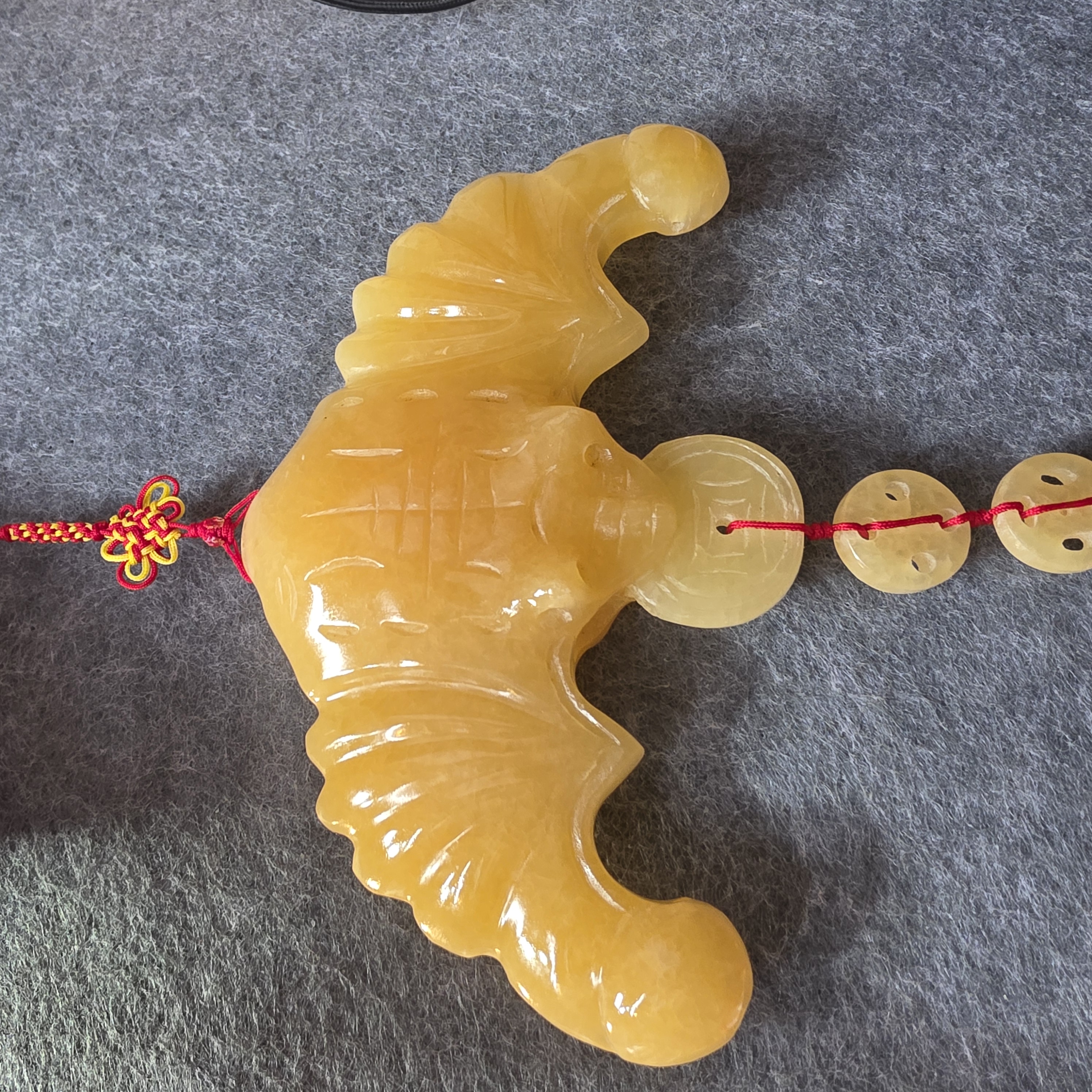 黃玉蝠鼠吊金錢