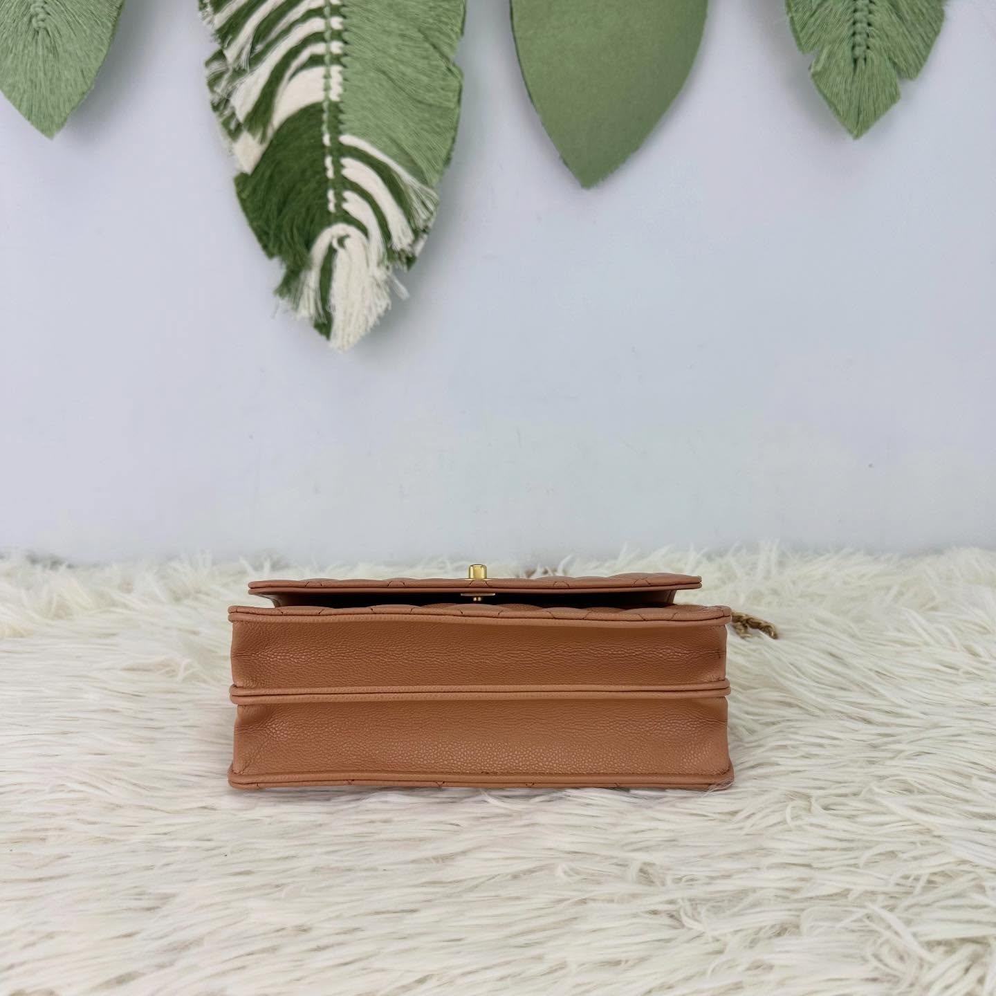 CHANEL🤍PRE OWNED 25b Handle 奶茶色 WOC 晶片款🤎