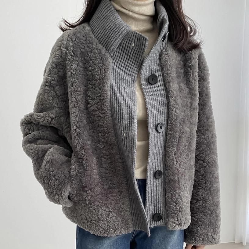 拼冷羊羔毛外套
